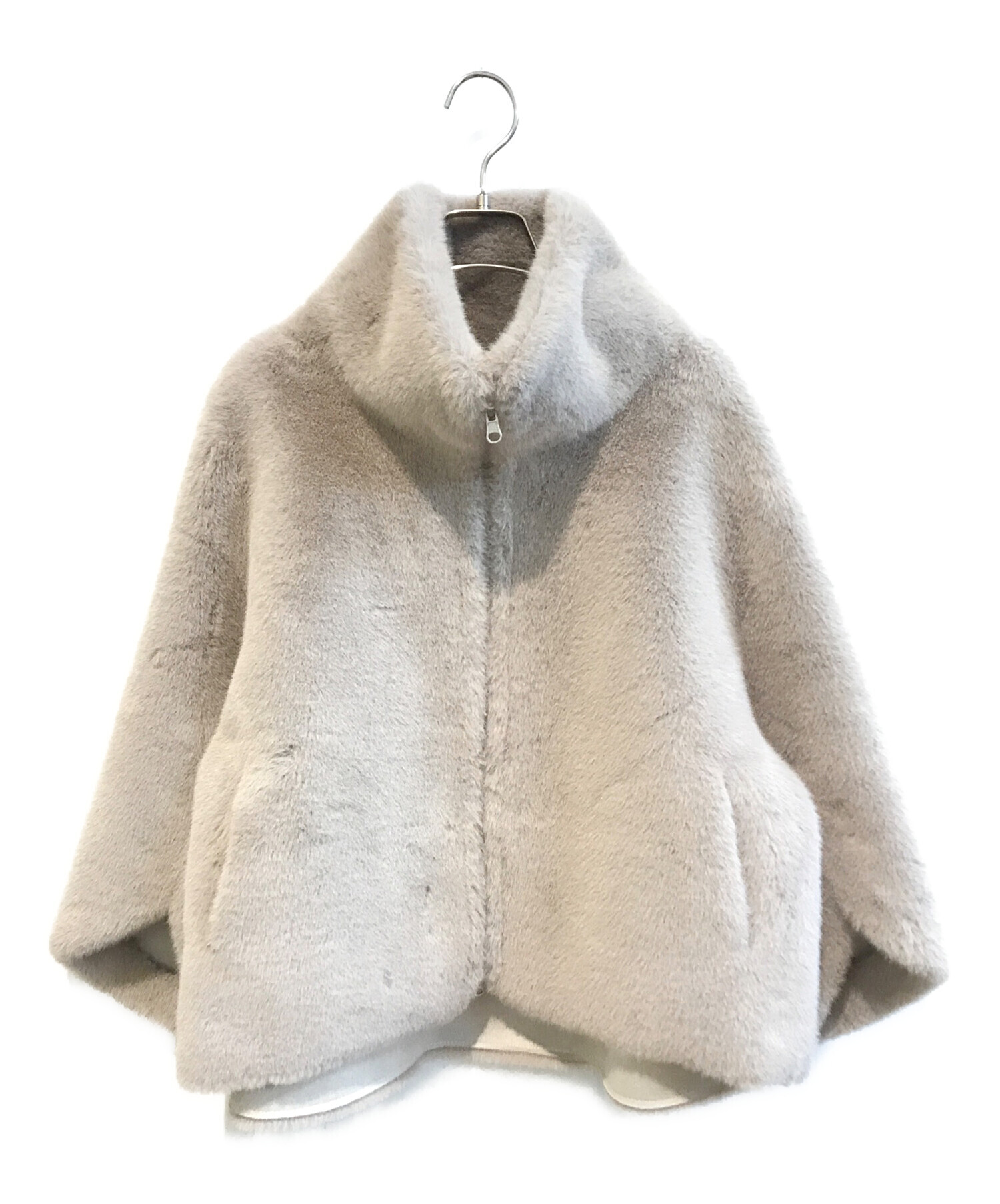 【美品】BARNEYS NEW YORK フェイクファーショートブルゾン 中古・古着通販】BARNEYS NEWYORK (バーニーズ・ニューヨーク