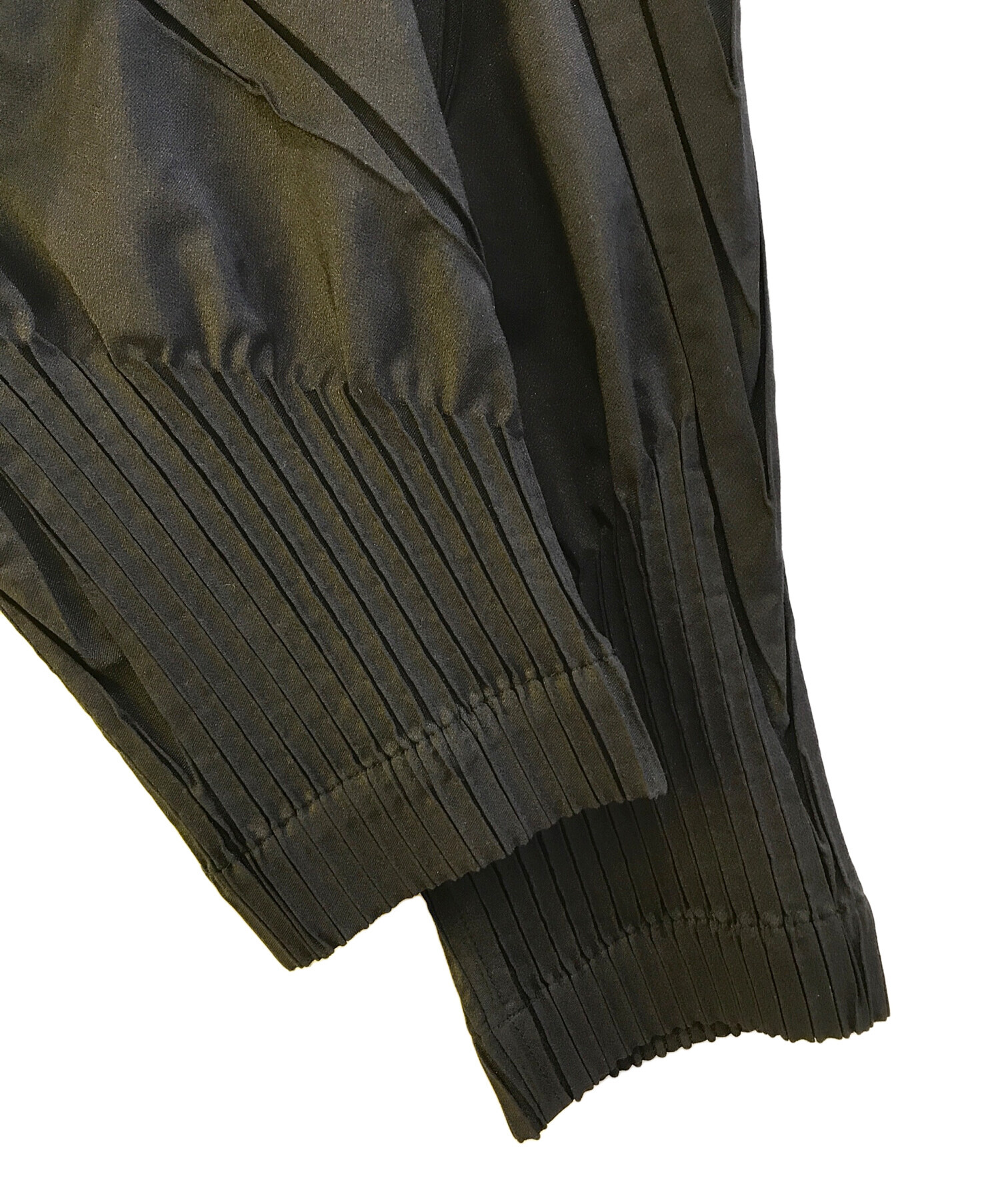 A-POC ABLE ISSEY MIYAKE ニット・セーター M 黒 【古着】【中古】【送料無料】 エイポック エイブル イッセイ ミヤケA-POC ABLE ISSEY MIYAKE TYPE-W