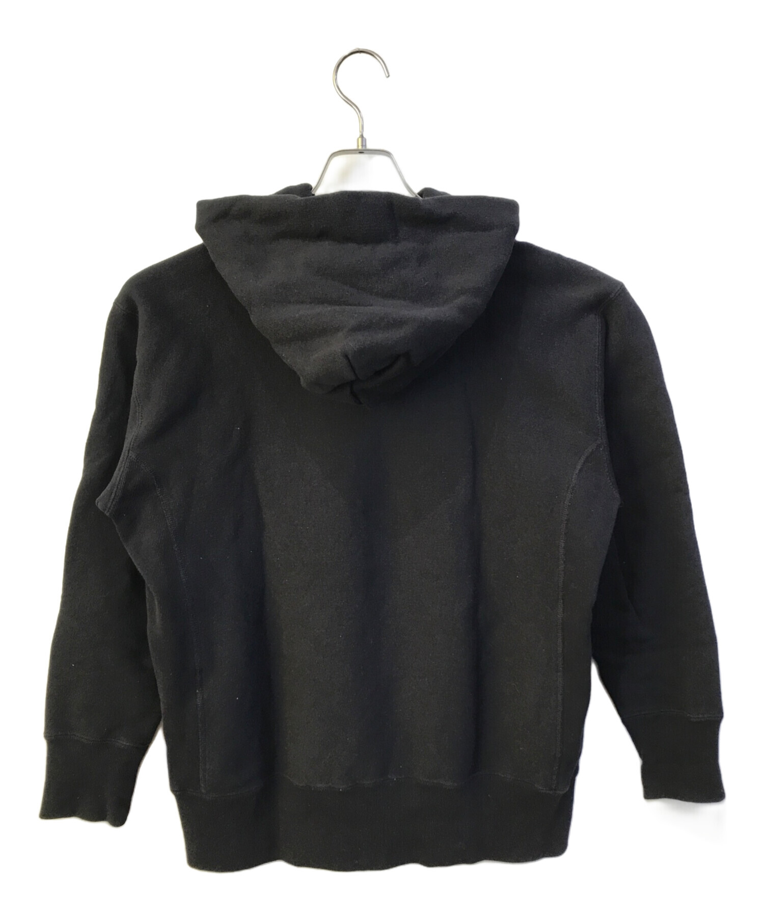 中古・古着通販】Champion (チャンピオン) パーカー ブラック サイズ:M 