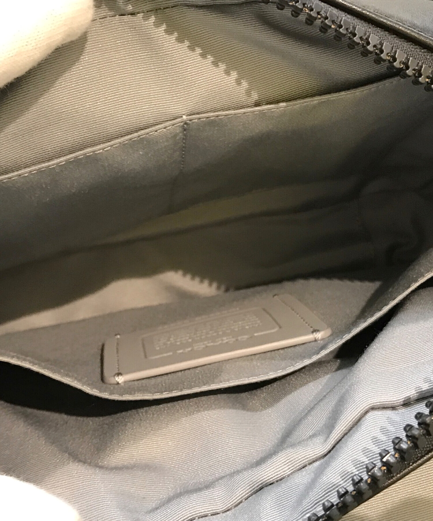 中古・古着通販】COACH (コーチ) シグネチャートラッククロスボディ