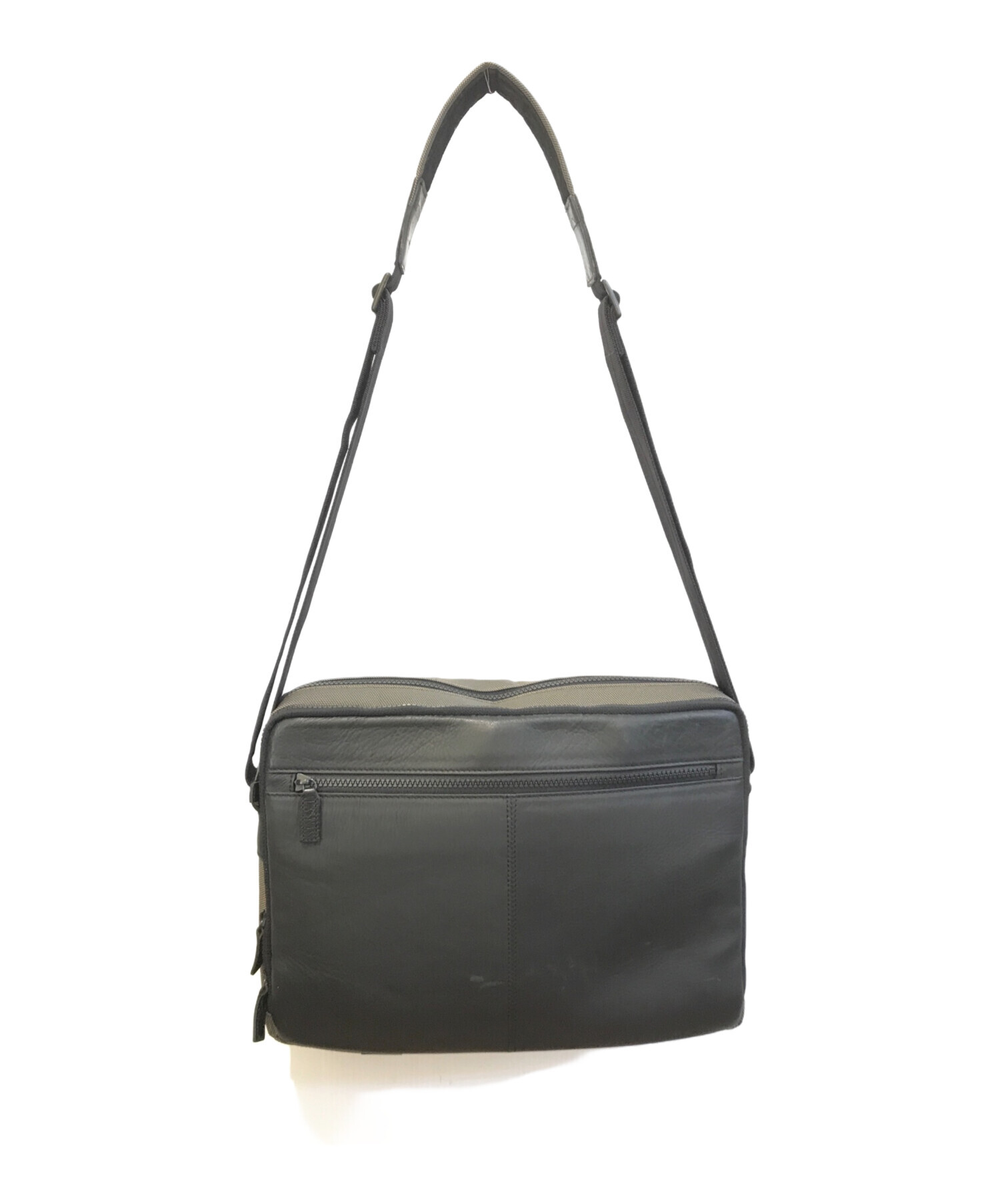 中古・古着通販】LANVIN (ランバン) メッセンジャーバッグ ブラック
