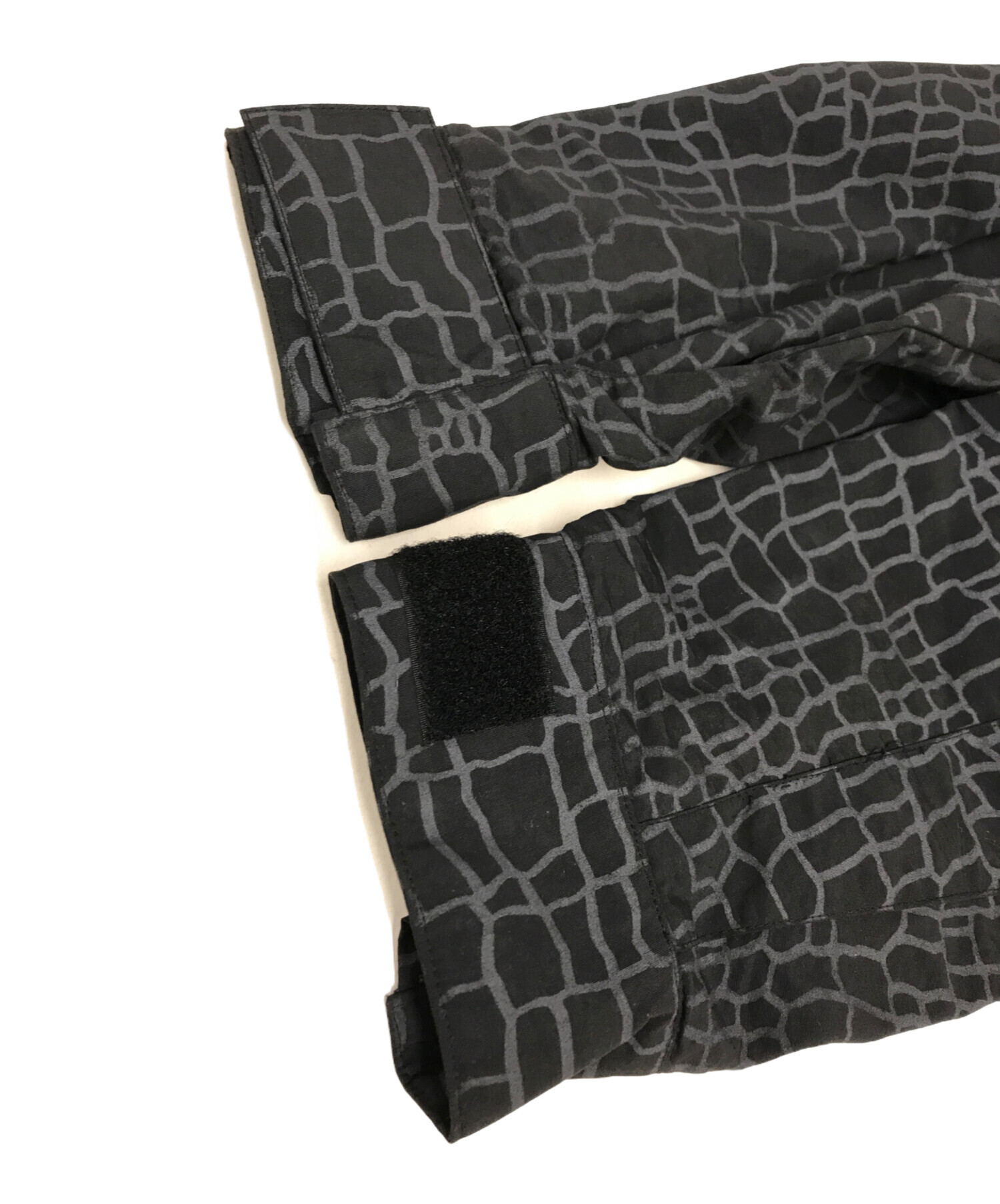 WILD THINGS XL 迷彩 マウンテンパーカー　BEAMS WILD THINGS XL 迷彩 マウンテンパーカー BEAMS