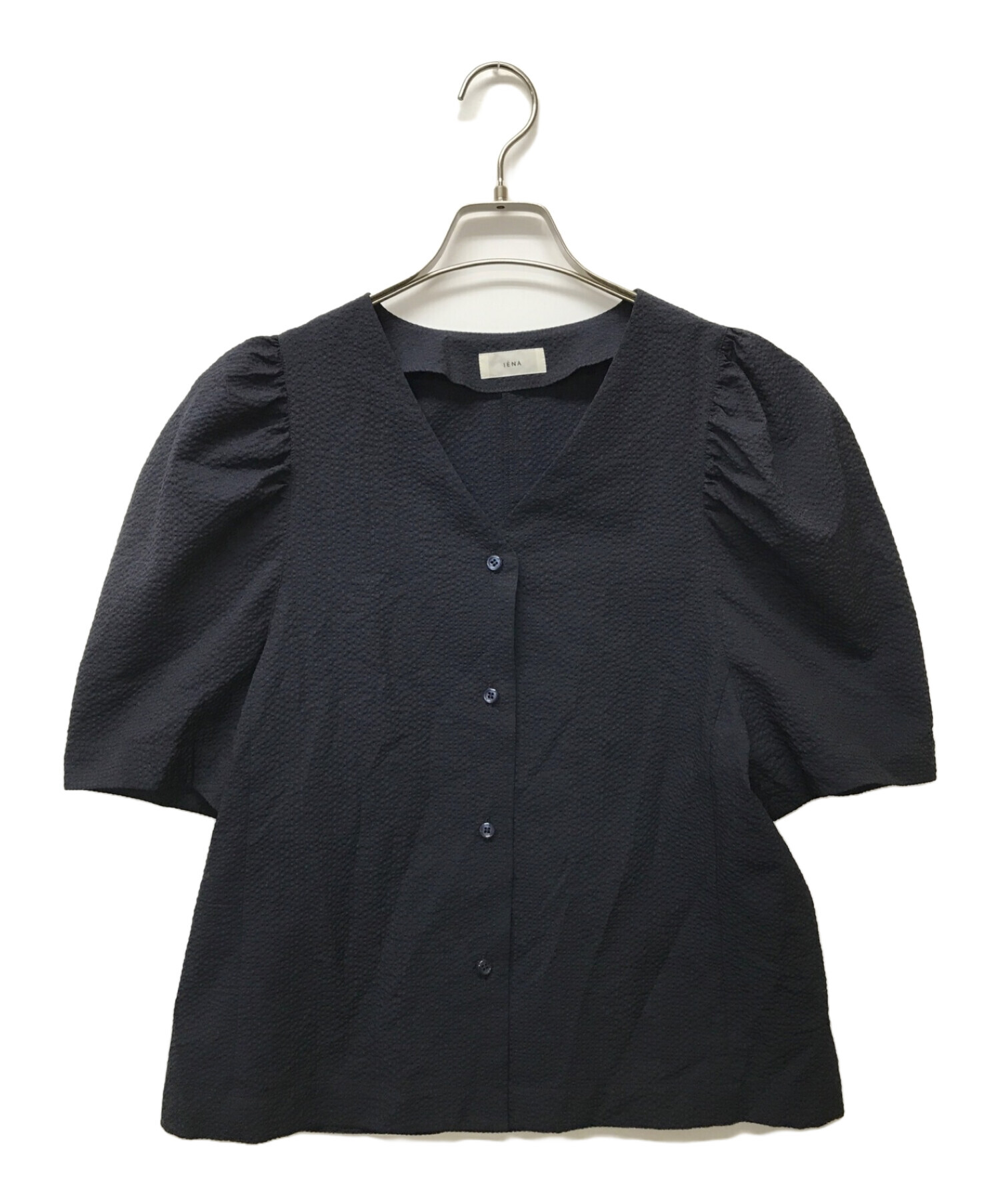 IENA - 【 IENA】イエナ Vネック サッカーブラウス 中古・古着通販】IENA (イエナ) Vネック サッカーブラウス ネイビー