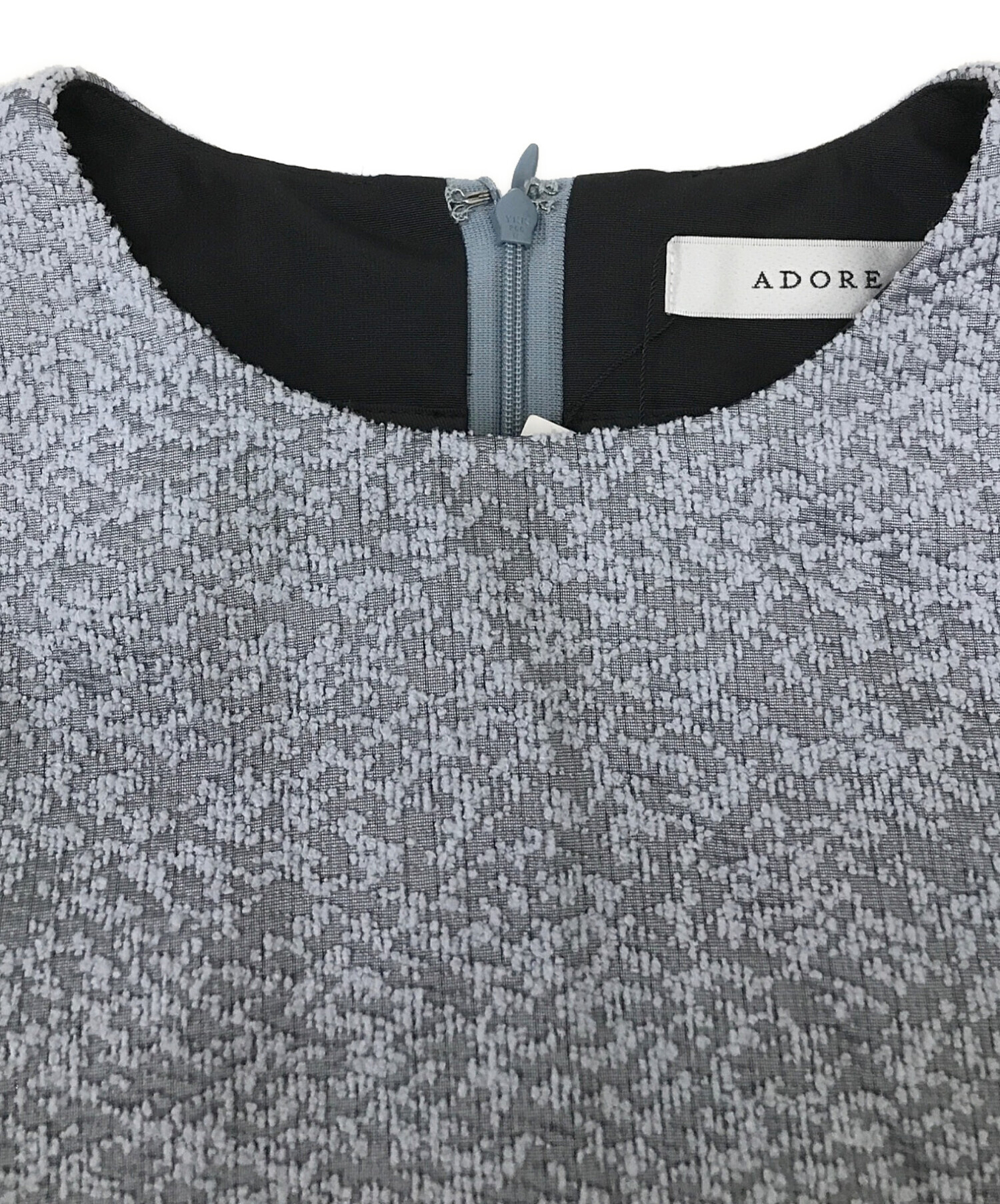 中古・古着通販】ADORE (アドーア) ラメブークレブラウス スカイブルー 