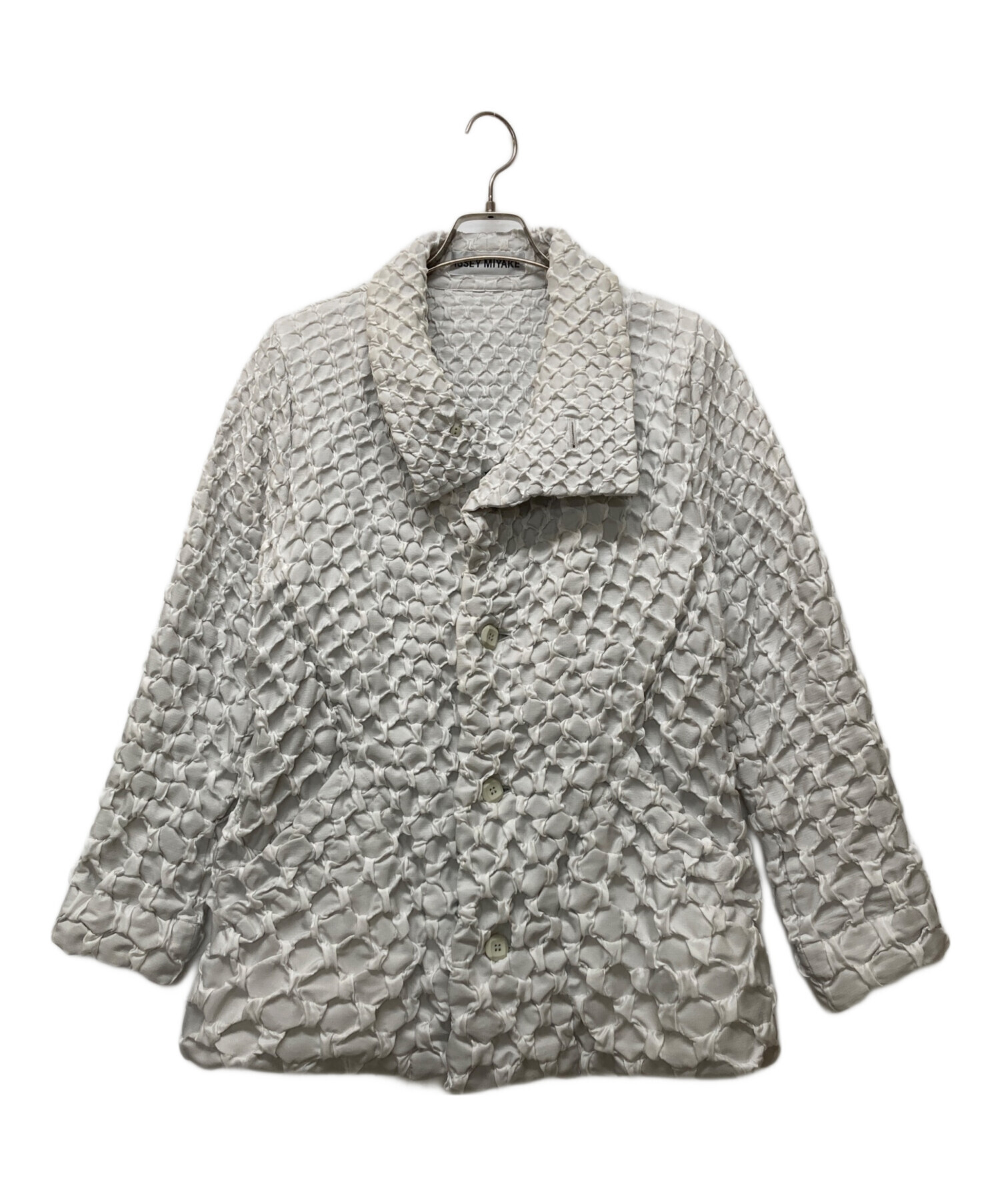 中古・古着通販】ISSEY MIYAKE (イッセイミヤケ) 3Dハーフコート 中古・古着通販】ISSEY MIYAKE (イッセイミヤケ) 3Dハーフコート