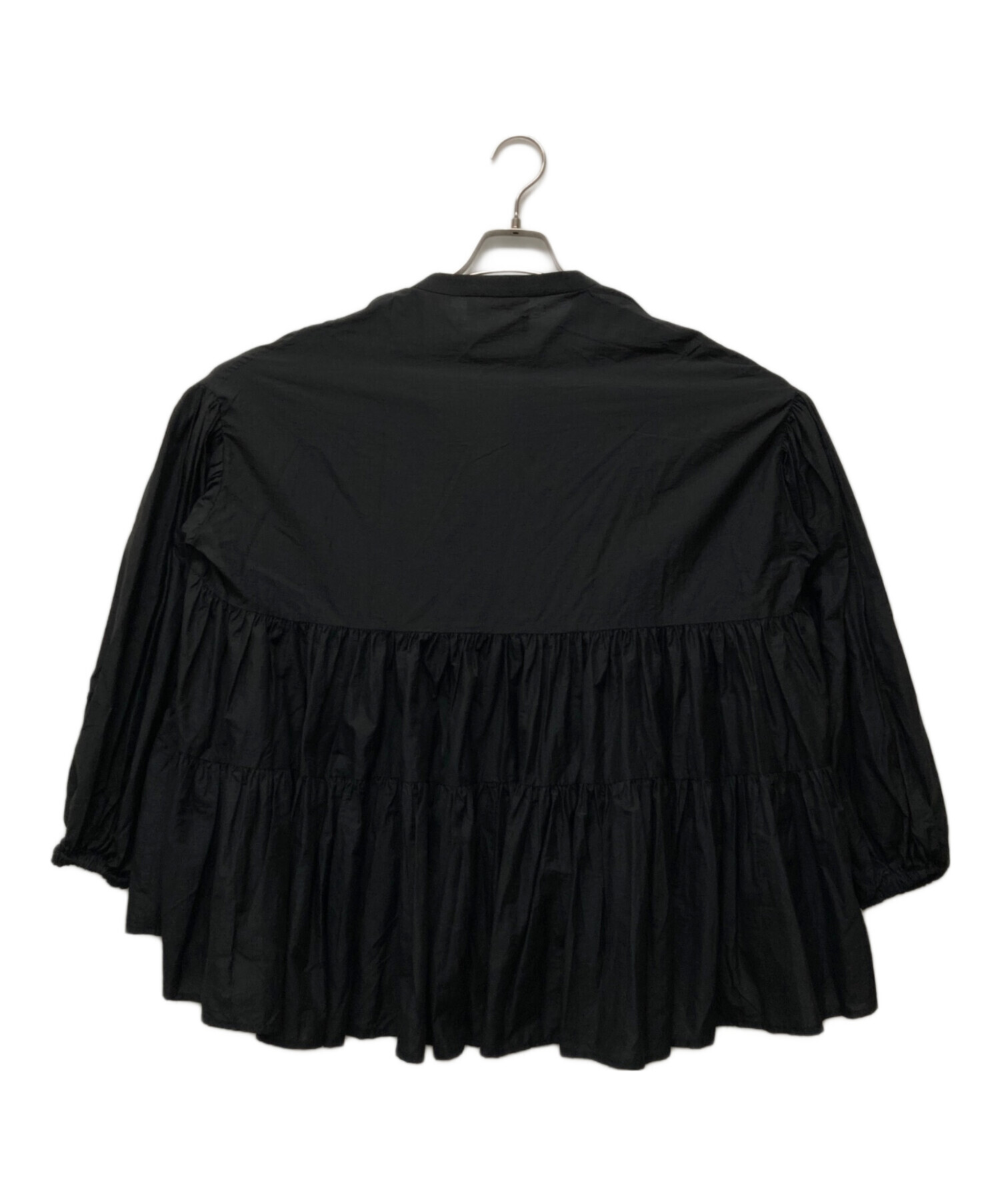 BEARDSLEY ティアードブラウス F ブラック 中古・古着通販】BEARDSLEY (ビアズリー) ドットティアード