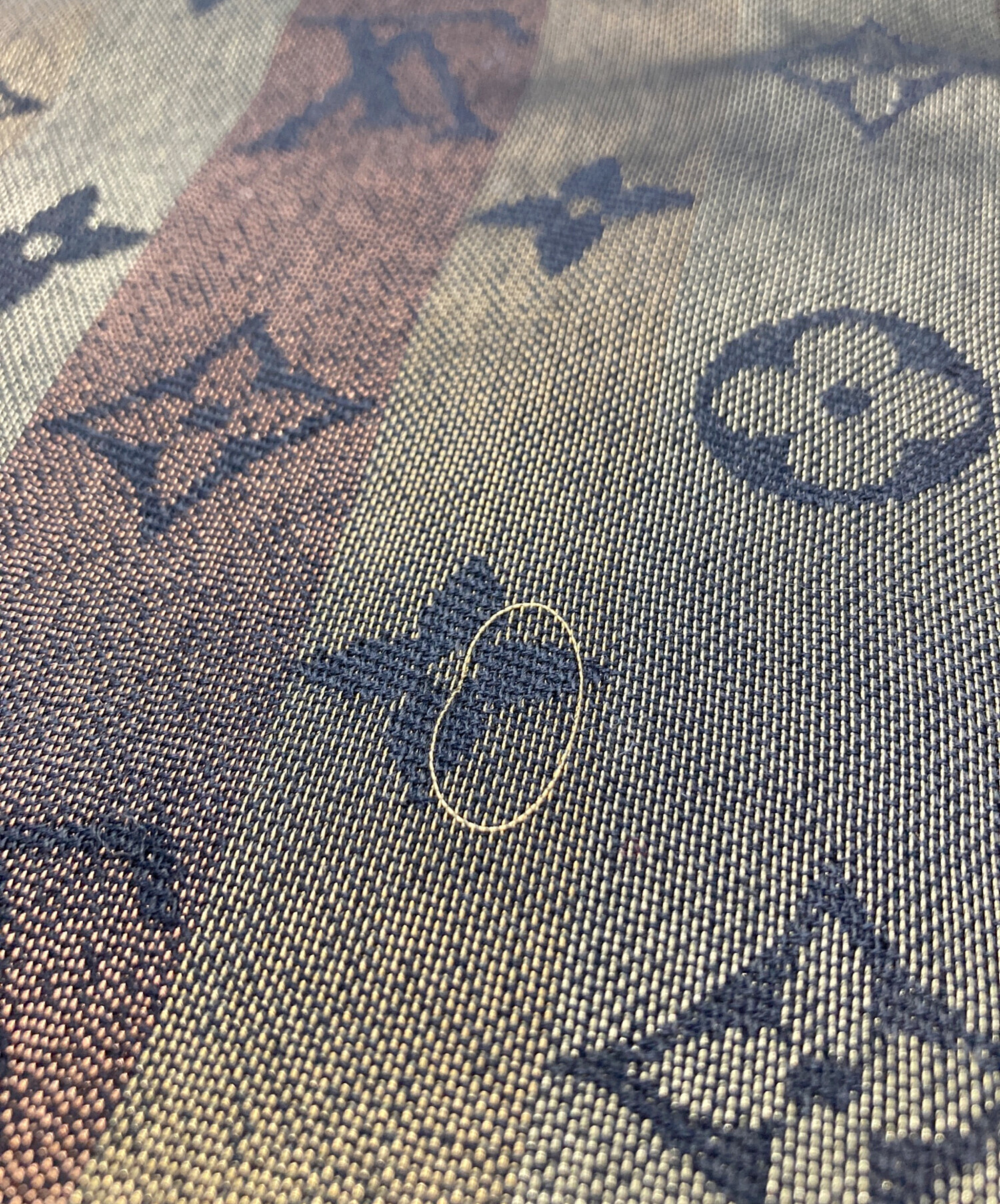 中古・古着通販】LOUIS VUITTON (ルイ ヴィトン) ショール 中古・古着通販】LOUIS VUITTON (ルイ ヴィトン) ショール