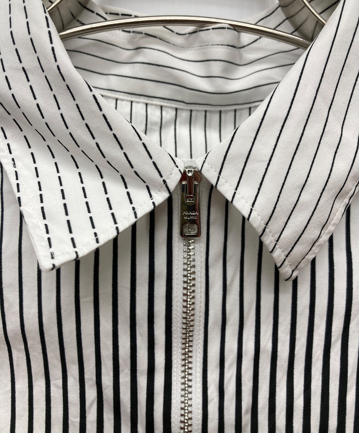 中古・古着通販】PRADA (プラダ) ストライプジップアップシャツ/UCN330