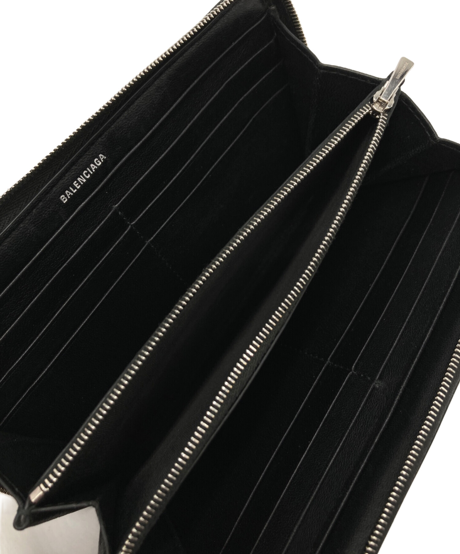 BALENCIAGA　バレンシアガ　折り財布　ラウンドファスナー　極美品‼️ BALENCIAGA バレンシアガ 折り財布 ラウンドファスナー 極美品