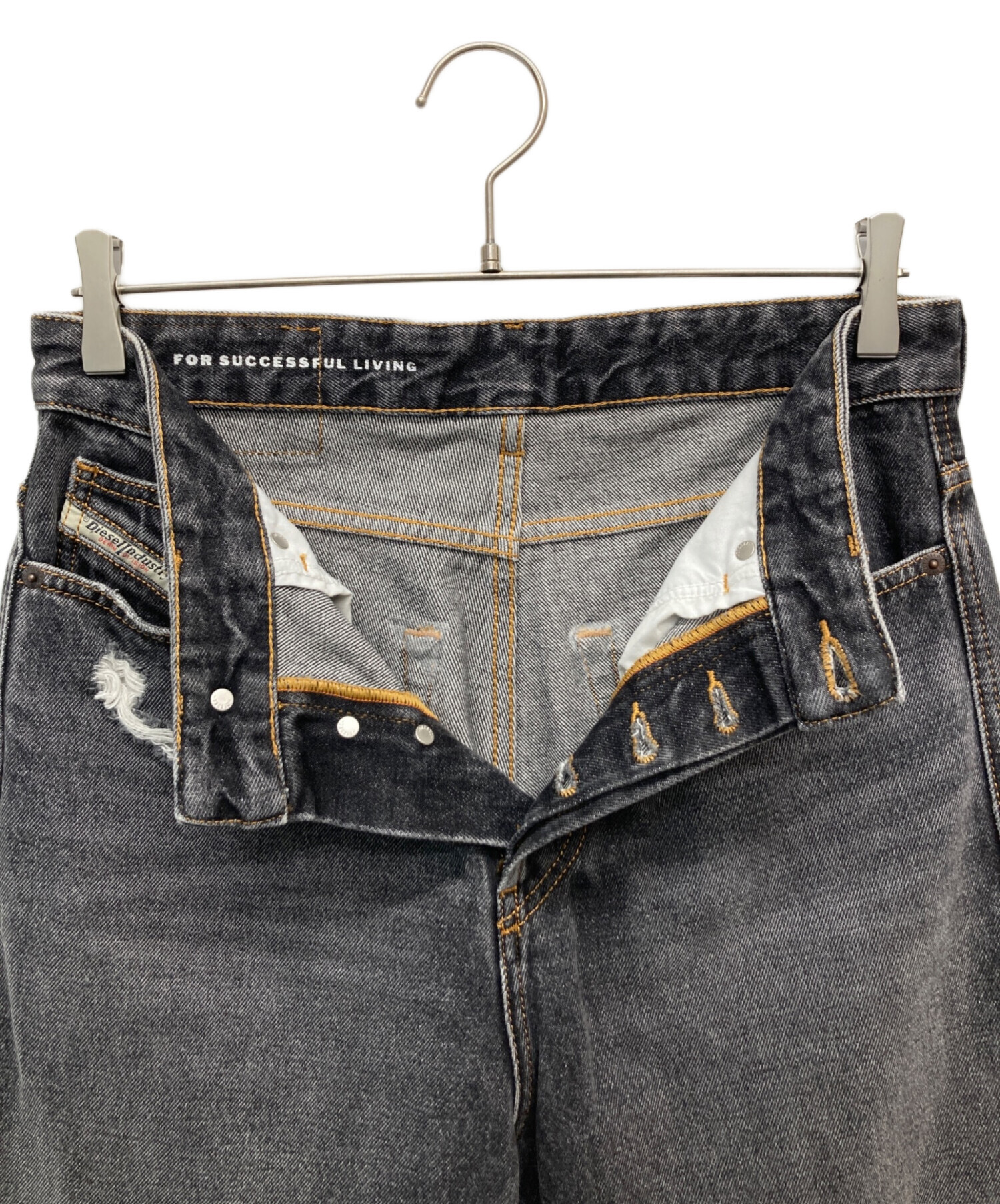 中古・古着通販】DIESEL (ディーゼル) D-Rise Jean グレー サイズ:W26 中古・古着通販】DIESEL (ディーゼル) D-Rise Jean グレー サイズ:W26