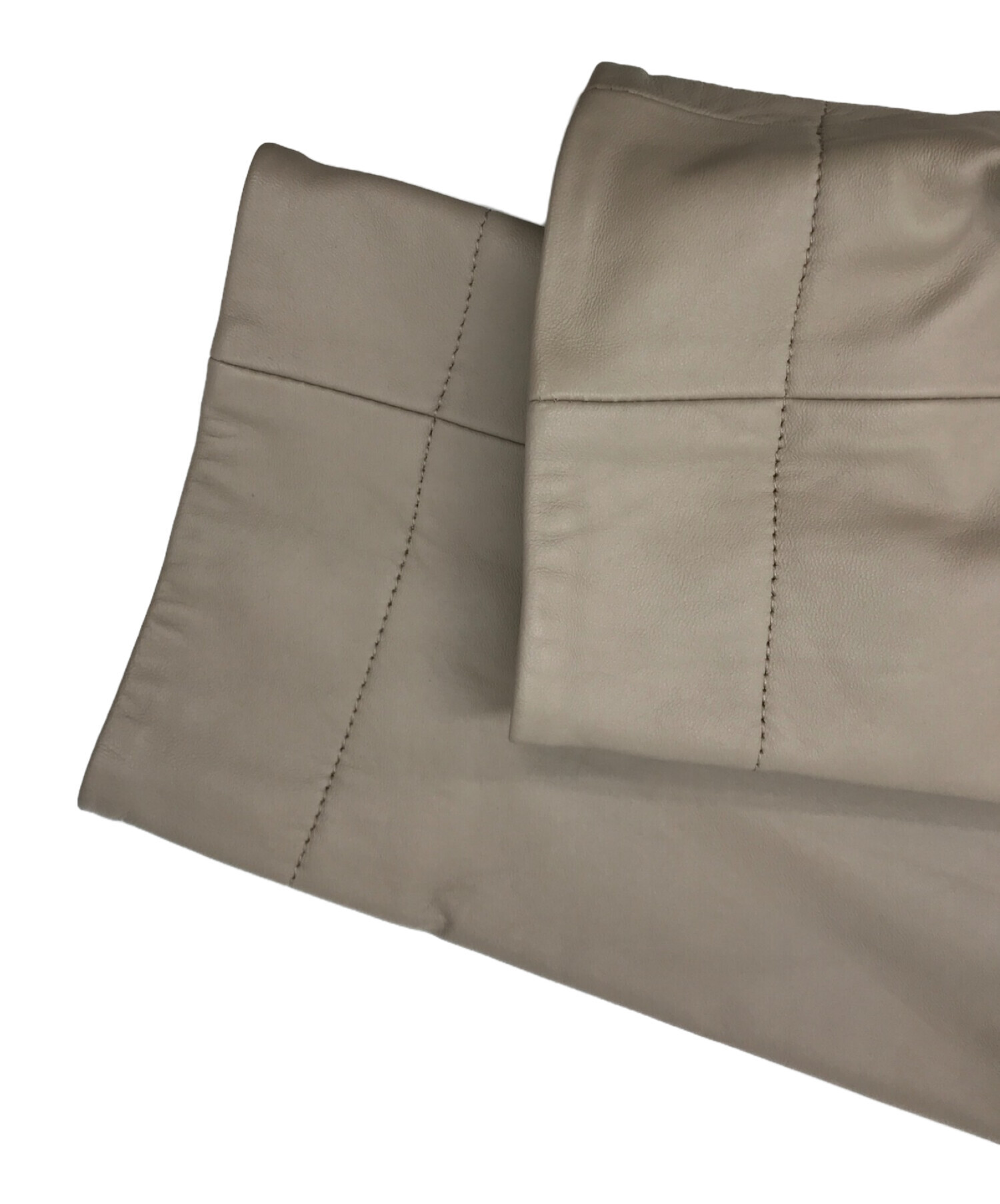 BEARDSLEY レザージャケット　グレージュ BEARDSLEY レザージャケット グレージュ BEARDSLEY（ビアズリー）の