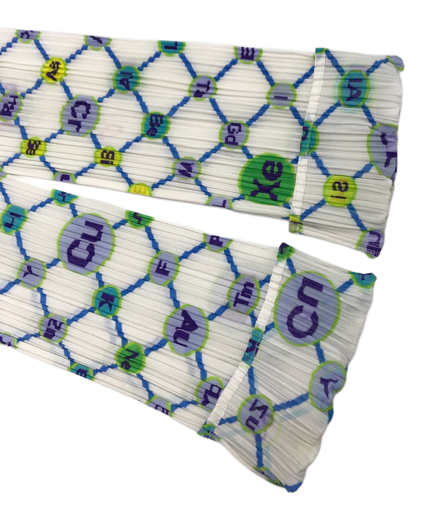 【試着のみ】PLEATS PLEASE カーディガン サイズ4 総柄 中古・古着通販】PLEATS PLEASE (プリーツプリーズ) 総柄プリーツ