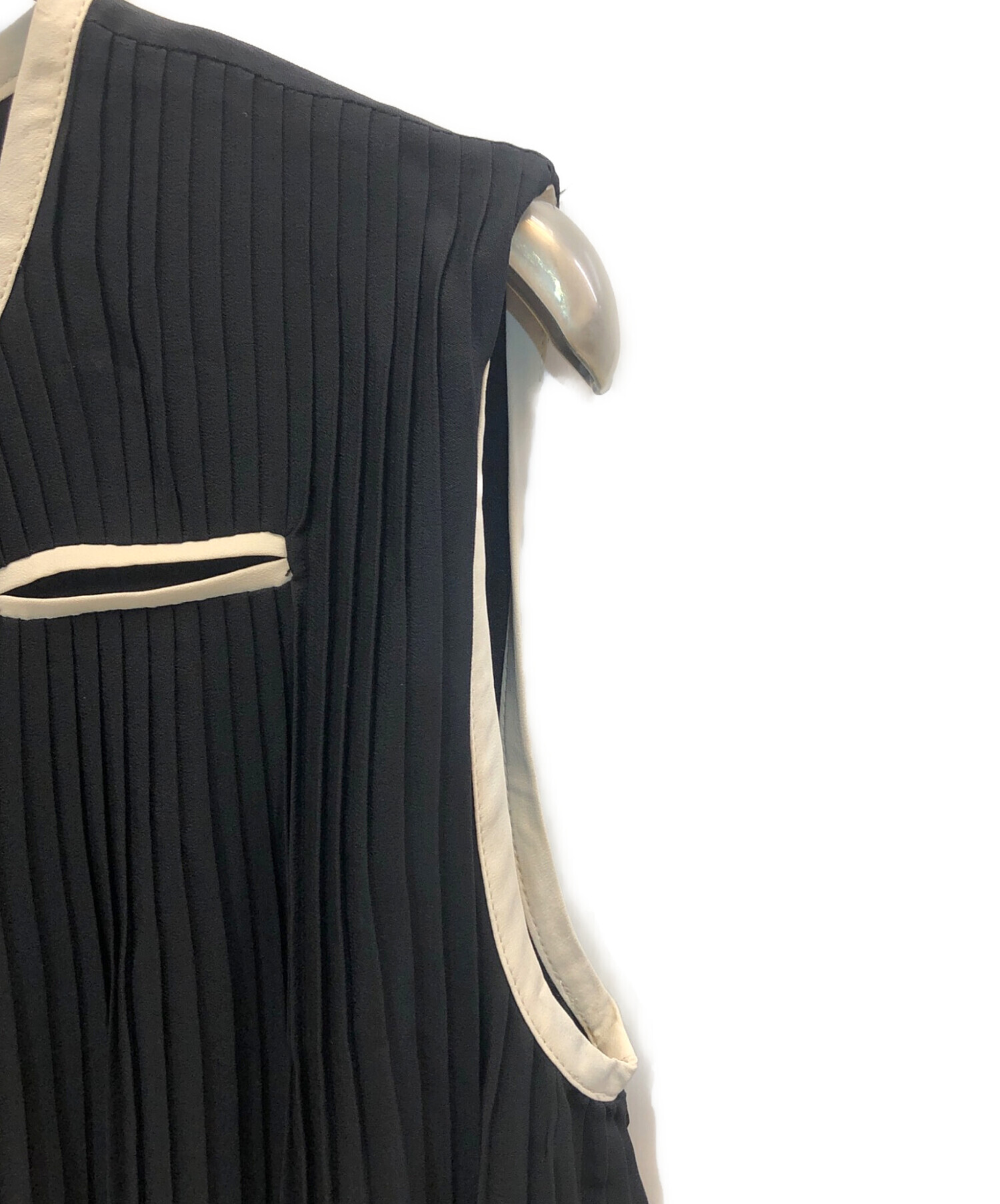中古・古着通販】MARNI (マルニ) パイピングノースリーブワンピース