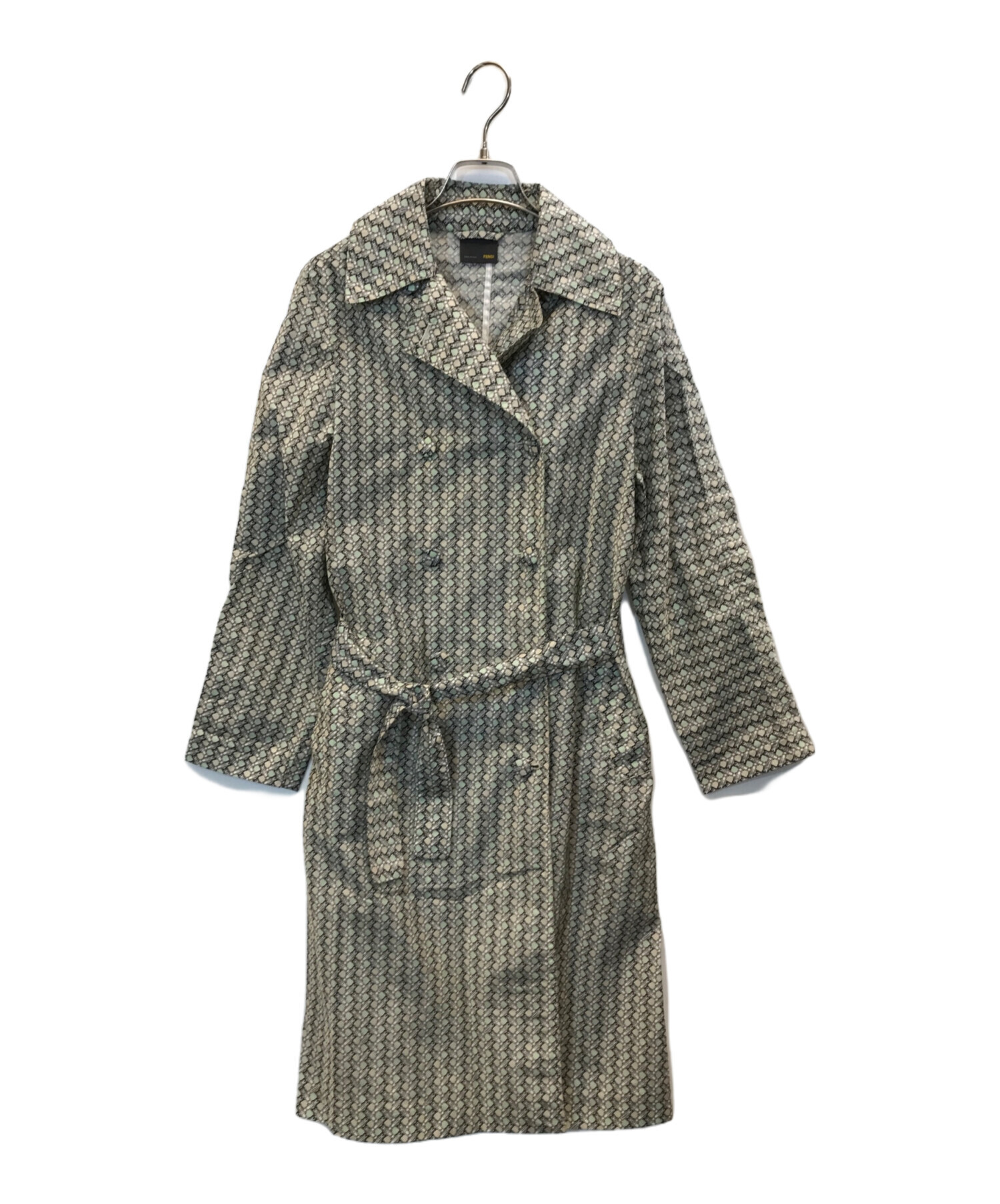 中古・古着通販】FENDI (フェンディ) 総柄ナイロンコート 中古・古着通販】FENDI (フェンディ) 総柄ナイロンコート