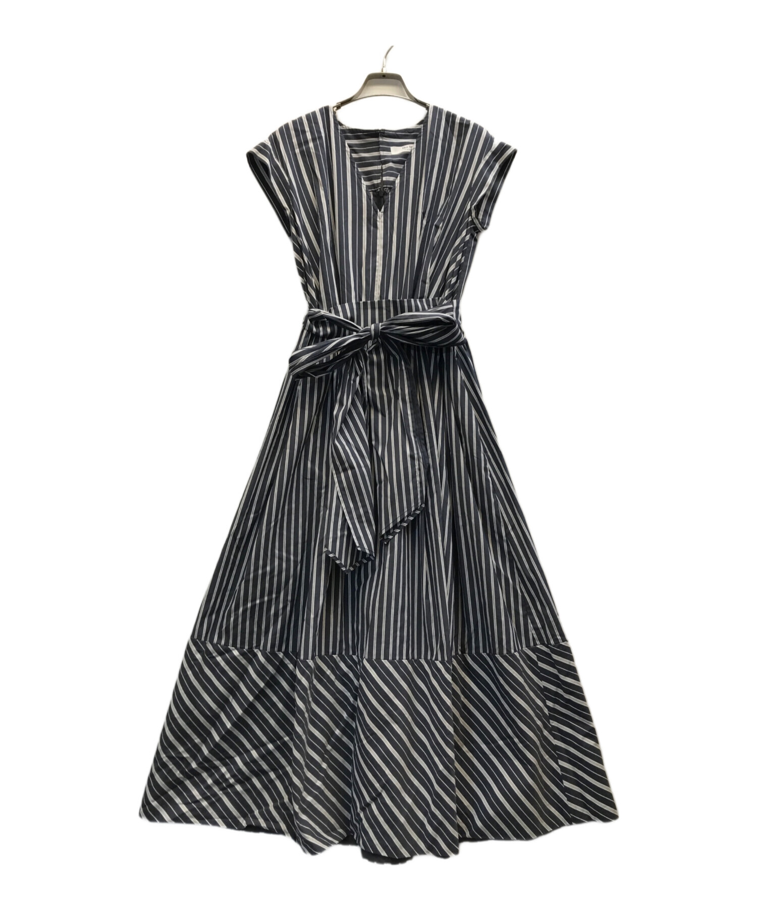 Lover Back Ribbon Dress herlipto | ABHEBEN.HAMBURG