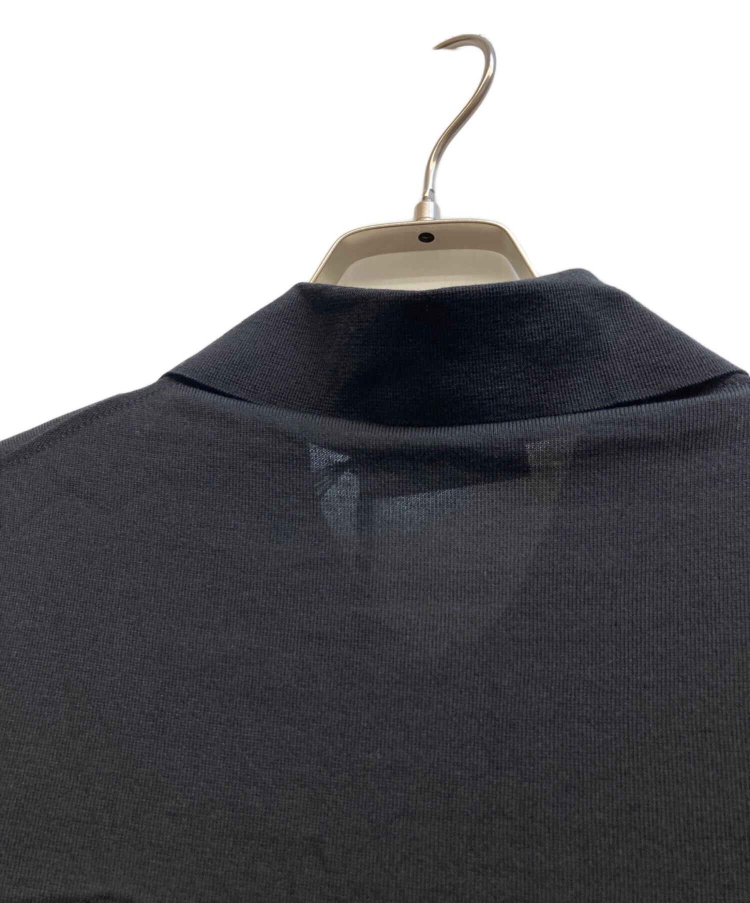 【新品・タグ付き✨】PRADA プラダ シルク混ニットポロシャツ 50 メンズ 中古・古着通販】PRADA (プラダ) シルク混ニットポロシャツ ブラック