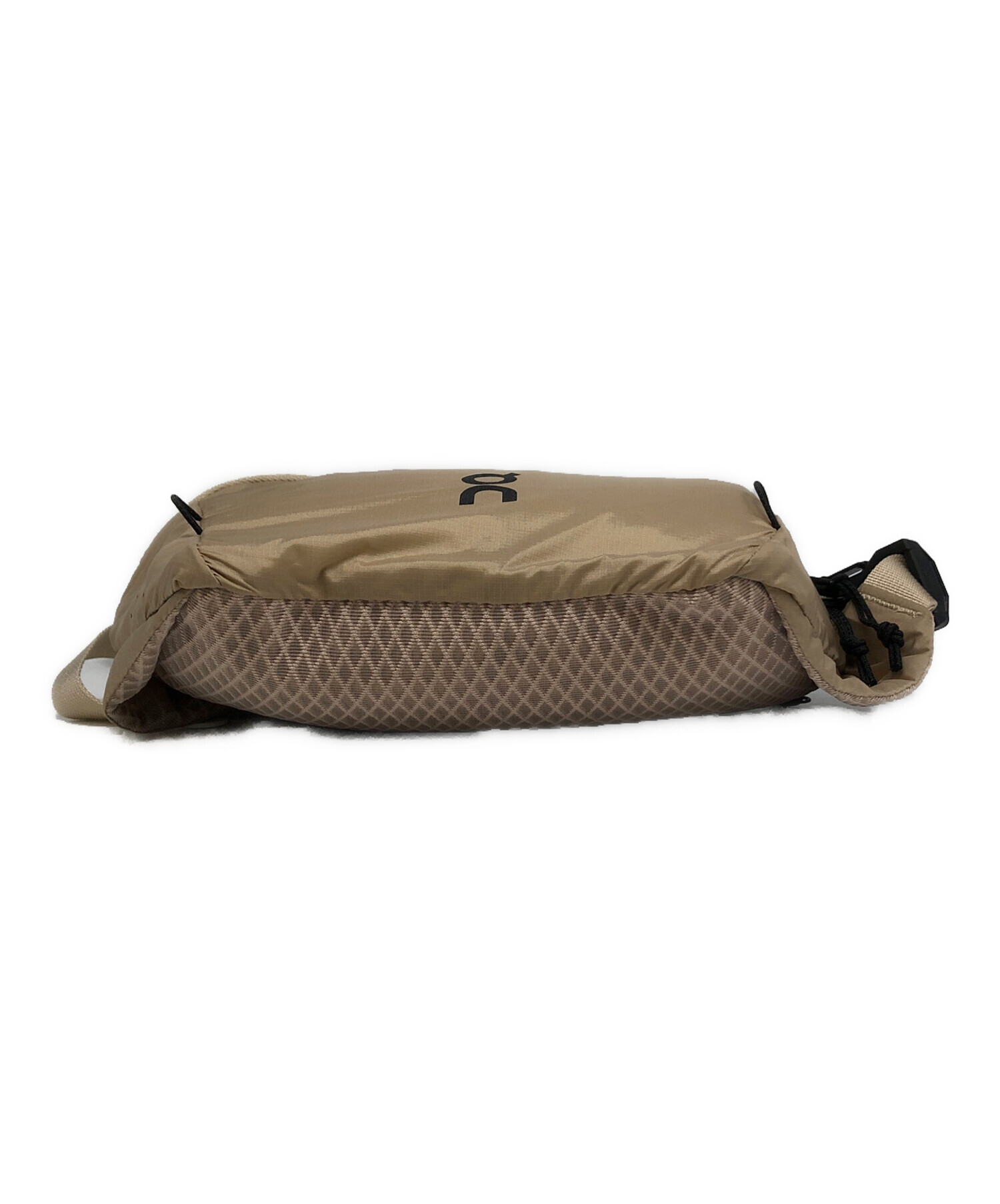 中古・古着通販】On (オン) Waist Pack 2L Lite ベージュ 未使用品