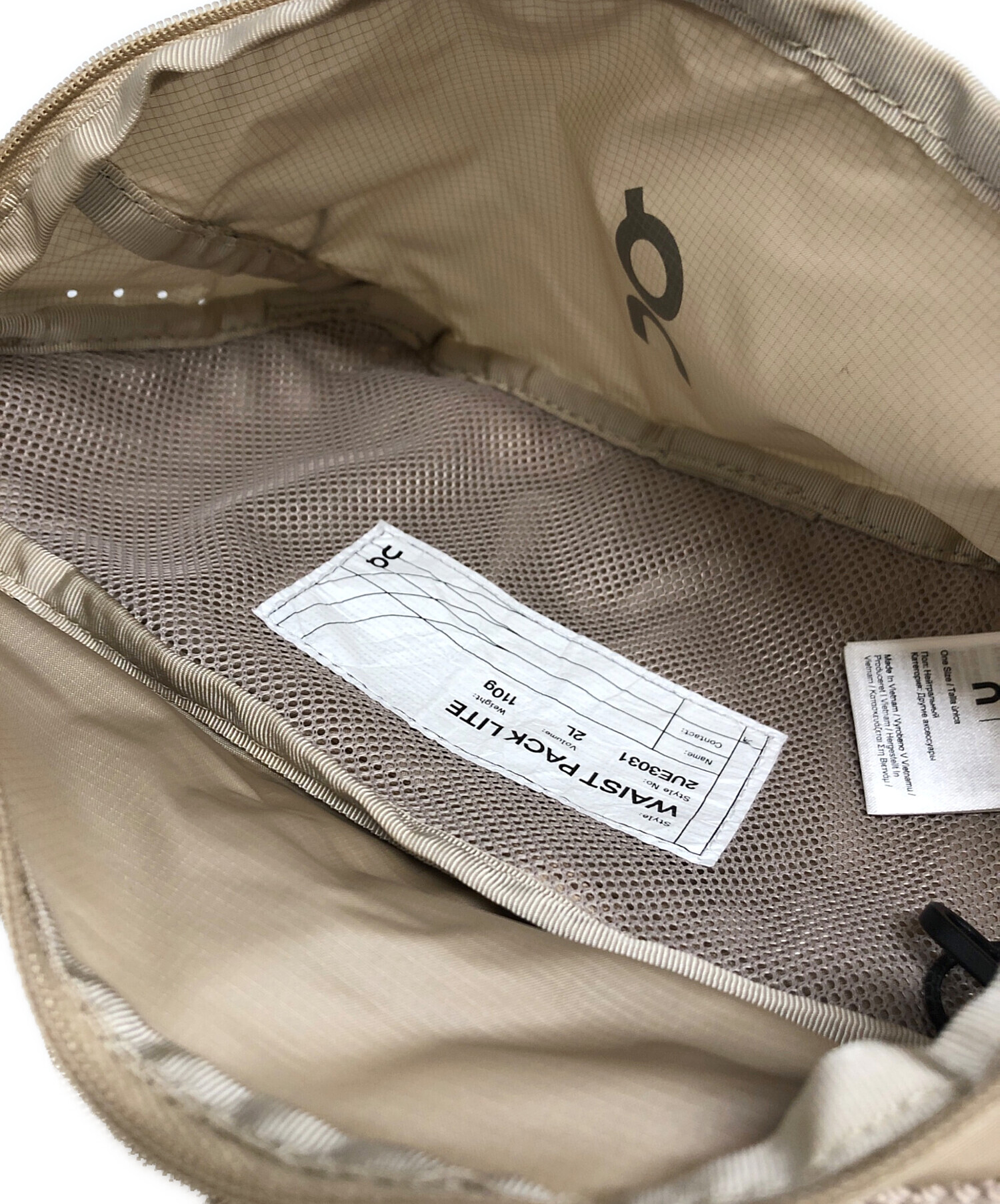 中古・古着通販】On (オン) Waist Pack 2L Lite ベージュ 未使用品 