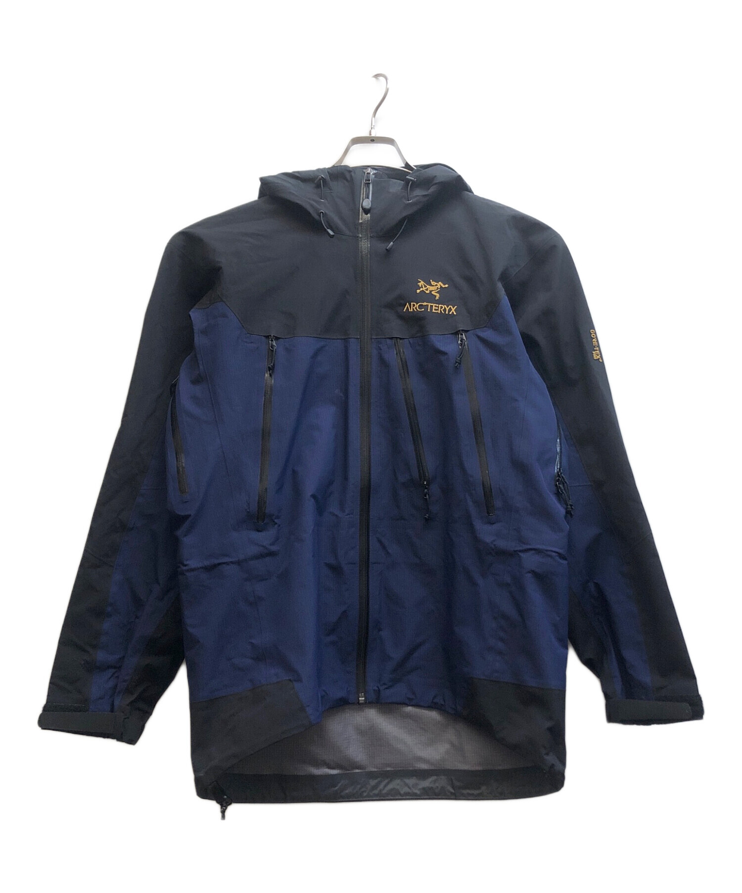アークテリクス×BEAMS 40周年別注 シータAR 美品 ブラック×ネイビー アークテリクス×BEAMS 40周年別注 シータAR 美品 ブラック×ネイビー