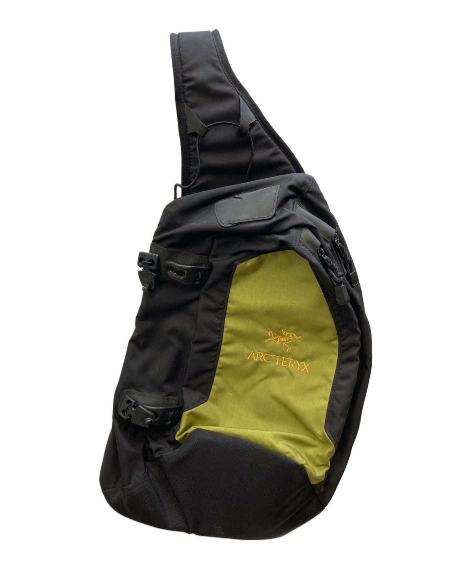 Arc'teryx アークテリクス　クロスボディバック　QUIVER 金ロゴ 中古・古着通販】ARC'TERYX (アークテリクス) クイバークロスボディー