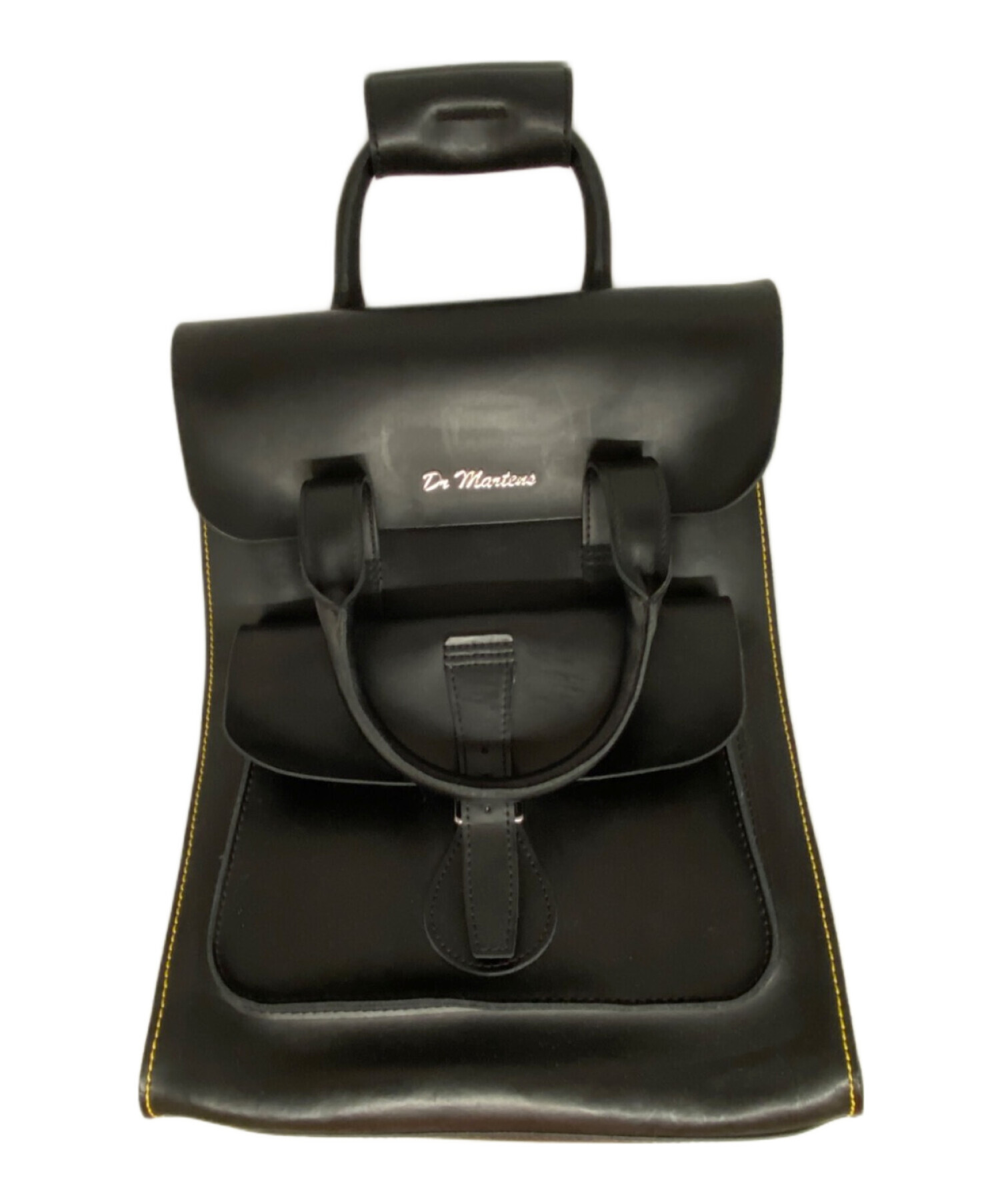 ❤️新品❤️Dr.Martens ブラック エナメル レザー リュック 中古・古着通販】Dr.Martens (ドクターマーチン) レザーリュック