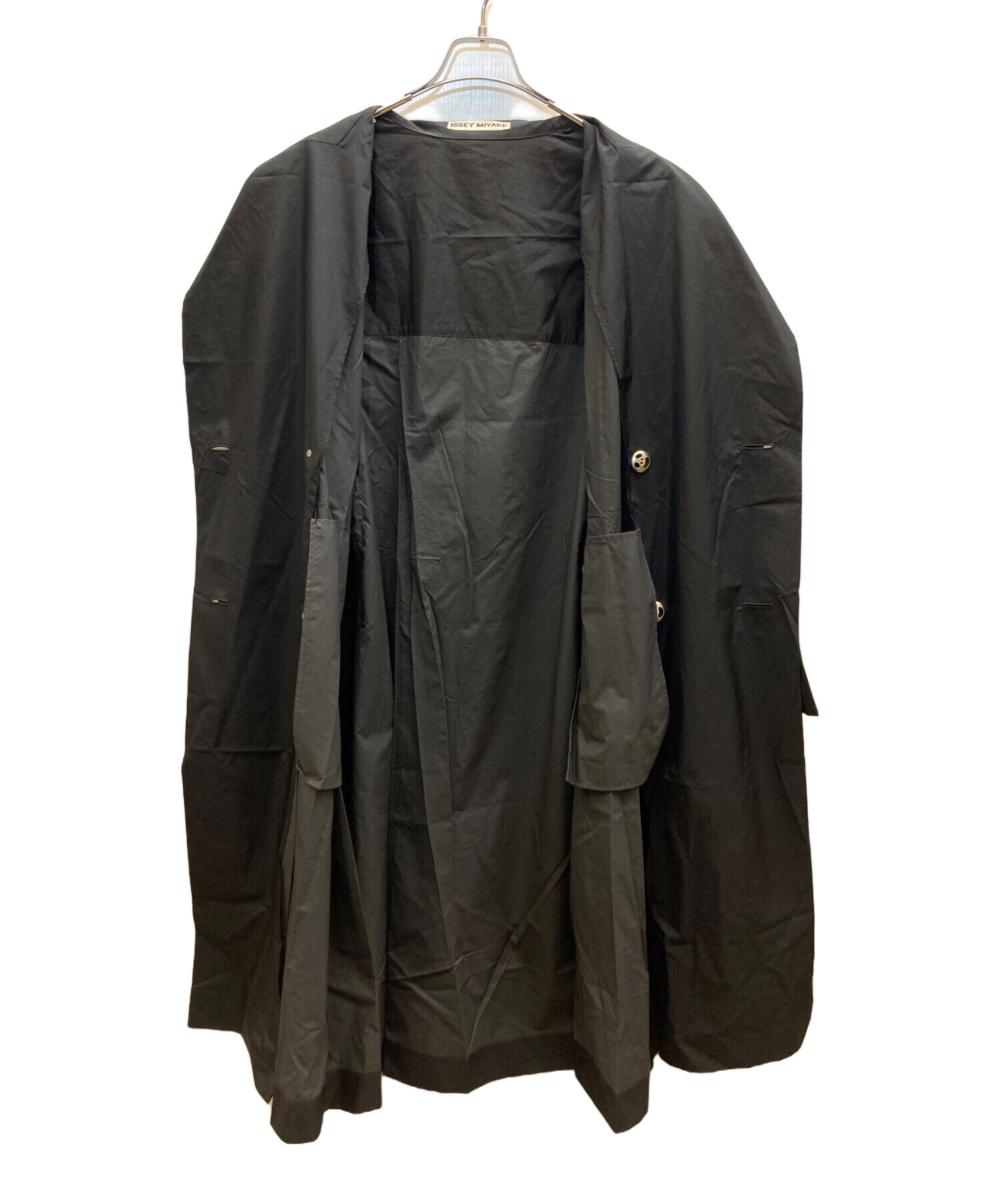 中古・古着通販】ISSEY MIYAKE (イッセイミヤケ) ナイロンコート