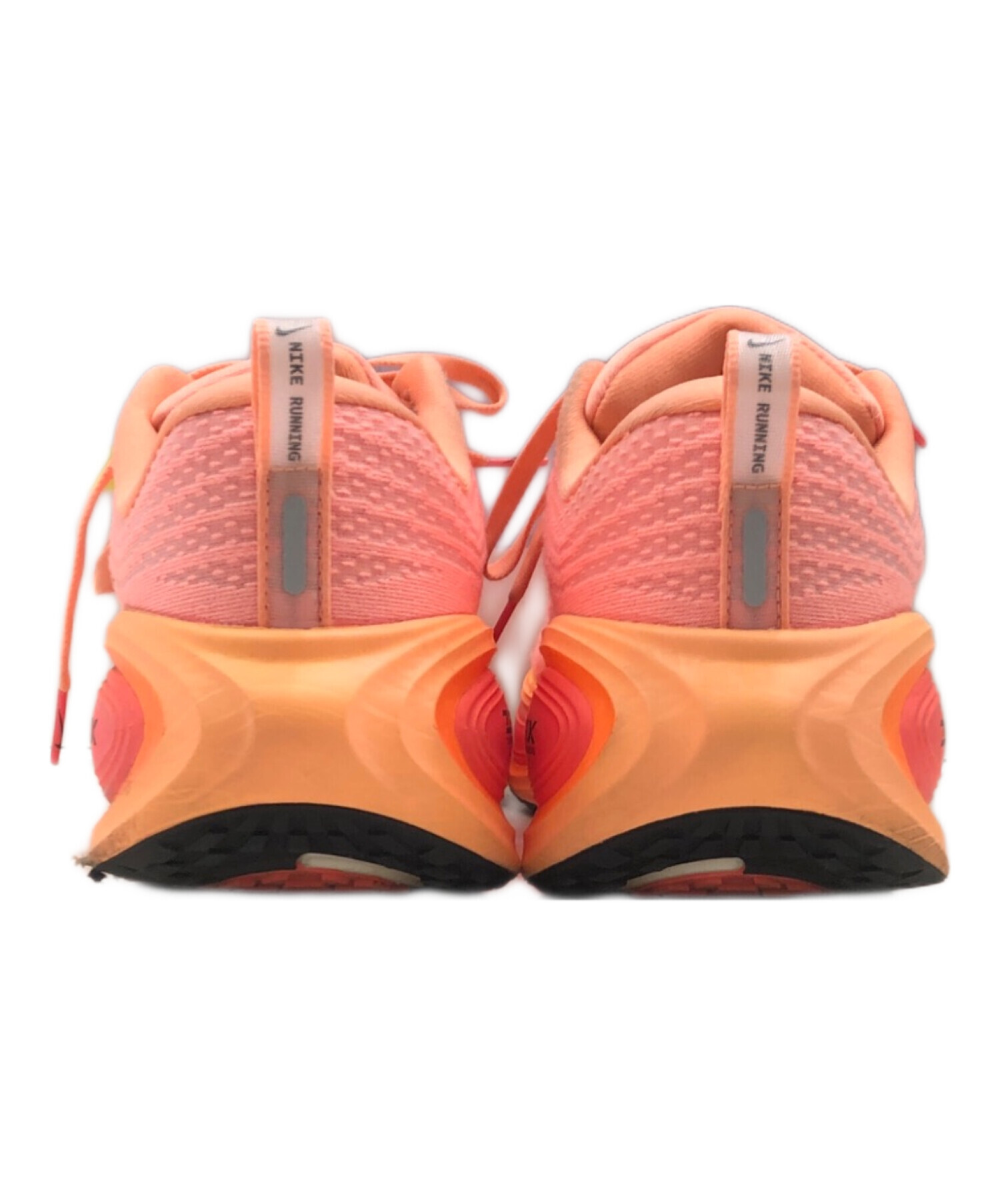 NIKE Vomero Plus ランニングシューズ　人気色!!オレンジ NIKE Vomero Plus ランニングシューズ 人気色!!オレンジ NIKE Vomero