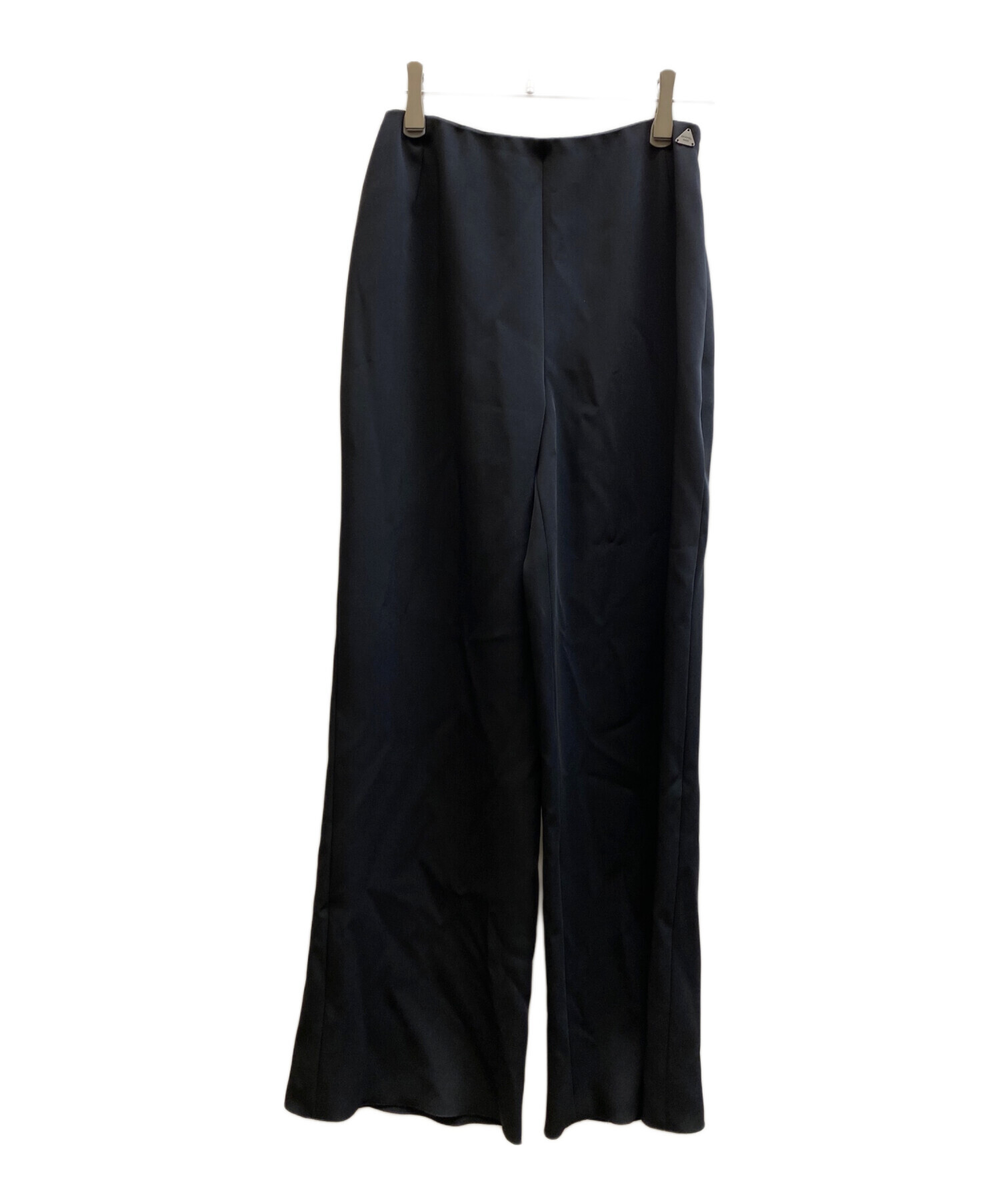 中古・古着通販】CHANEL (シャネル) ポリエステル チノパンツ ブラック 中古・古着通販】CHANEL (シャネル) ポリエステル チノパンツ ブラック