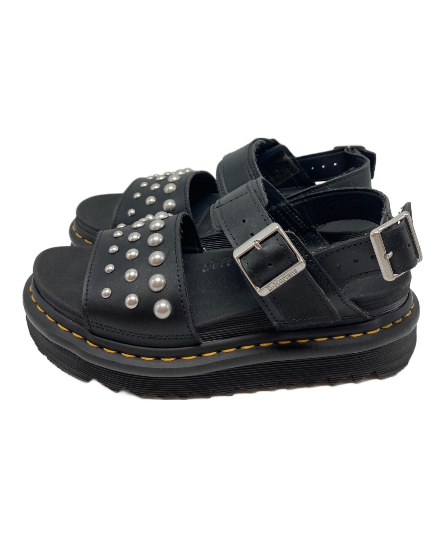 未使用　美品ドクターマーチン Dr.Martens サンダル VOSS UK4 中古・古着通販】Dr.Martens (ドクターマーチン) スタッズ付サンダル