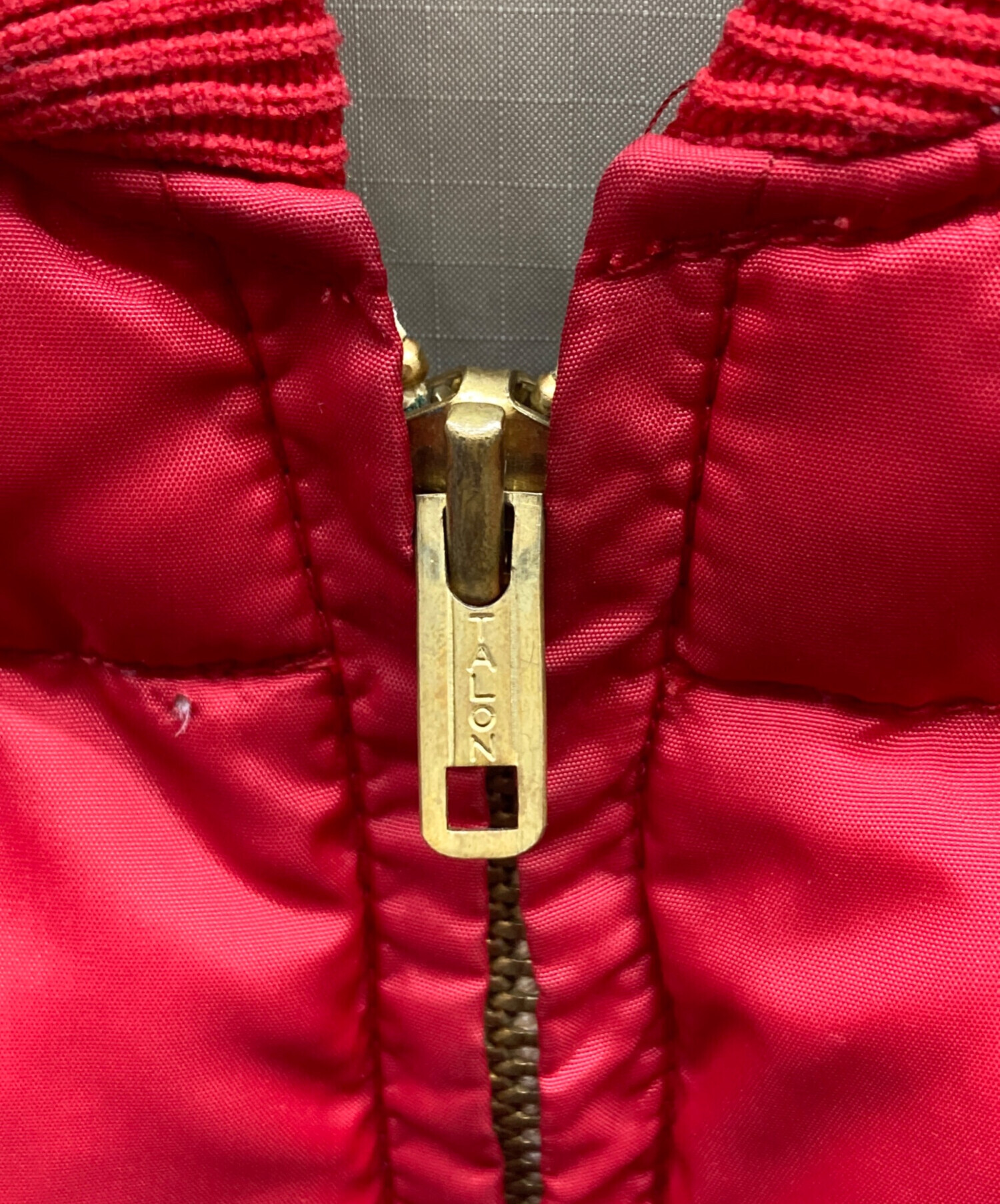 中古・古着通販】Eddie Bauer (エディーバウアー) ダウンベスト レッド