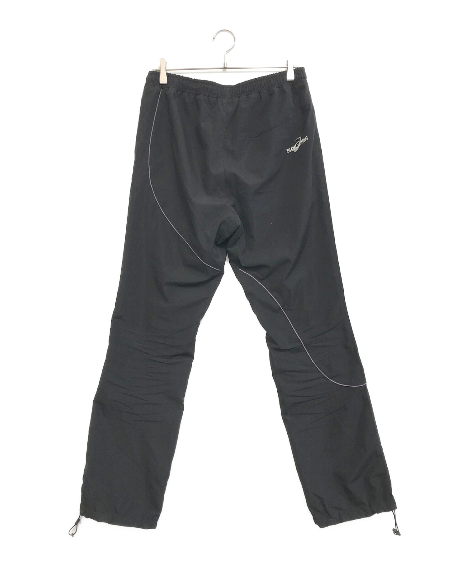 【新品・未使用】PAGE UNE 03 / 04 中古・古着通販】asics (アシックス) NULABEL WOVEN PANTS ブラック