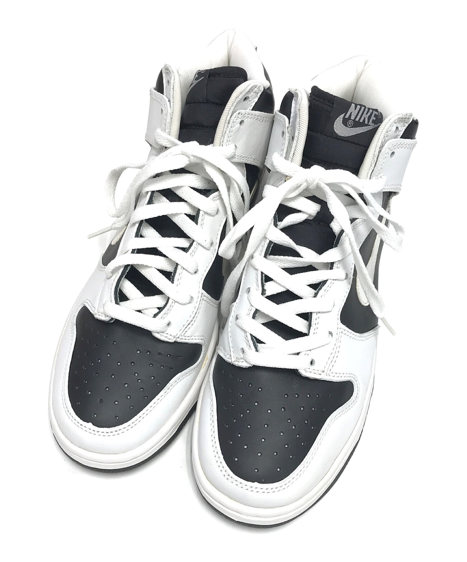 NIKE ハイカットスニーカー 白/黒 中古・古着通販】NIKE (ナイキ) ハイカットスニーカー ホワイト