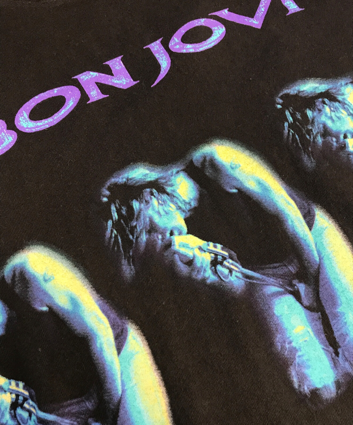 90'sボンジョヴィバンドティーシャツ 90's BON JOVI「Keep The Faith World Tour」バンドTシャツ – FUJI STORE