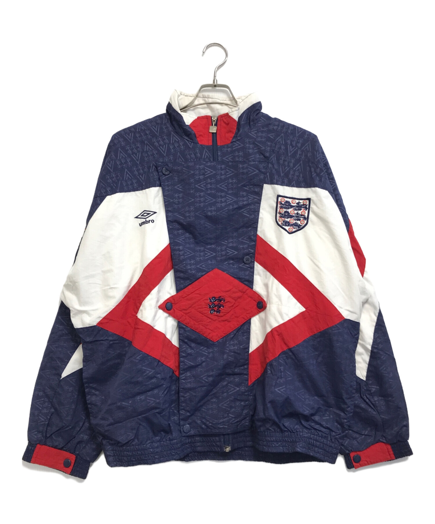 umbro ナイロンジャケット M ネイビー 中古・古着通販】UMBRO (アンブロ) ナイロンジャケット ネイビー