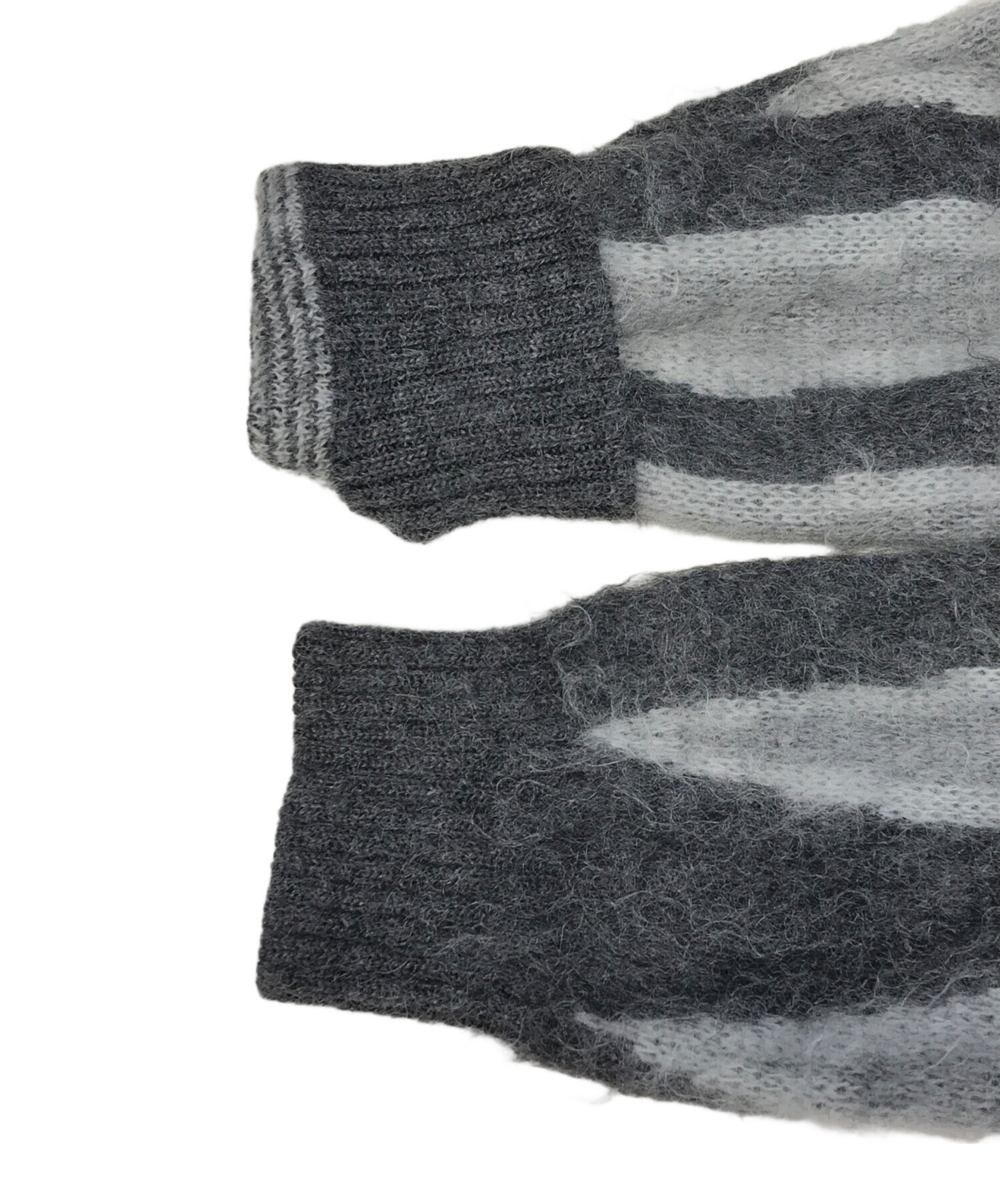 needles グレー モヘア混 Vネックカーディガン 中古・古着通販】Needles (ニードルズ) B-SHOP (ビショップ