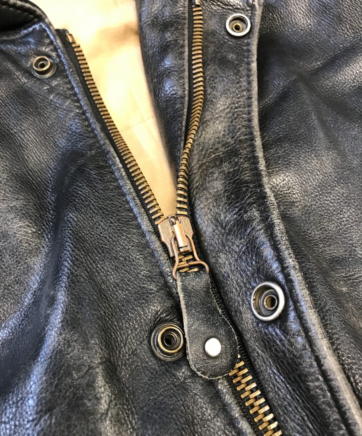 中古・古着通販】CHEVIGNON (シェビニオン) レザーブルゾン ブラック