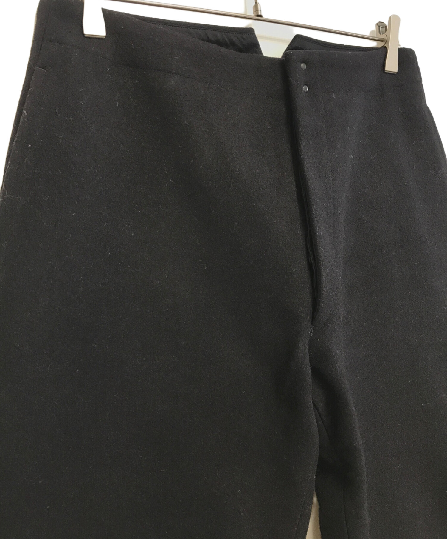 中古・古着通販】COMOLI (コモリ) メルトンバックストラップパンツ