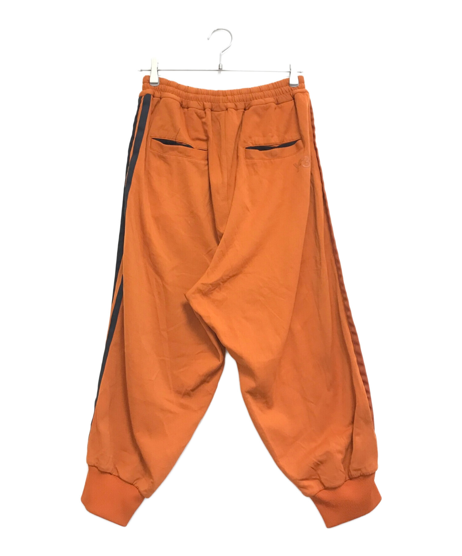 Y-3 オレンジ ストライプ ジャージパンツ 中古・古着通販】Y-3 (ワイスリー) 3-STRIPES TRACK PANTS オレンジ
