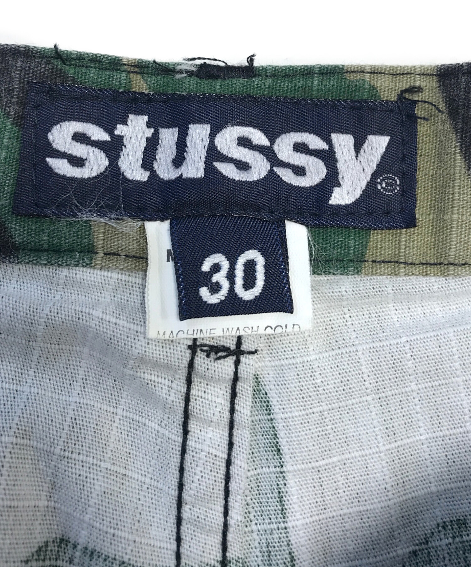 中古・古着通販】stussy (ステューシー) カモ柄ハーフパンツ グリーン