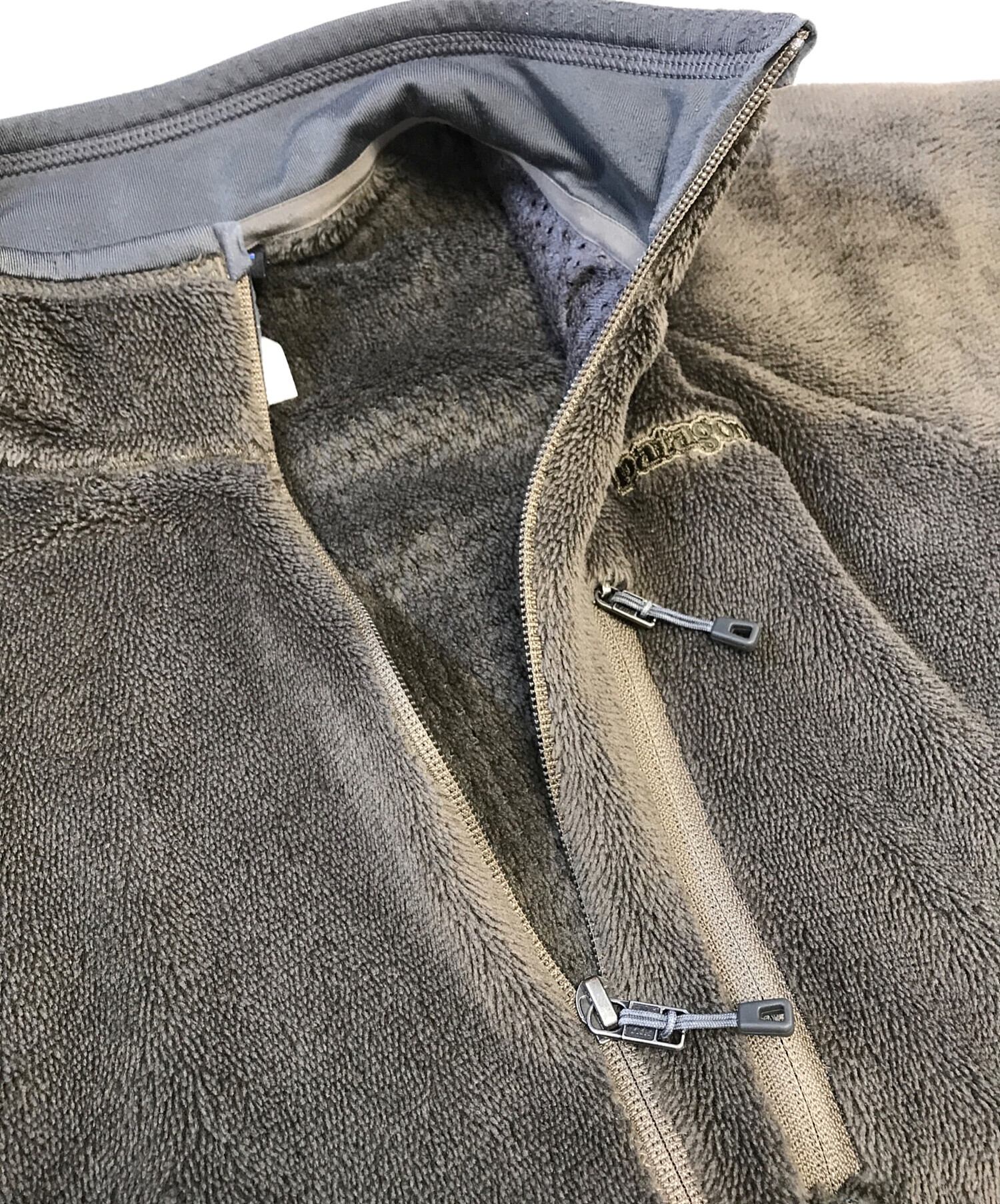 中古・古着通販】Patagonia (パタゴニア) R4 regulator Jacket カーキ 