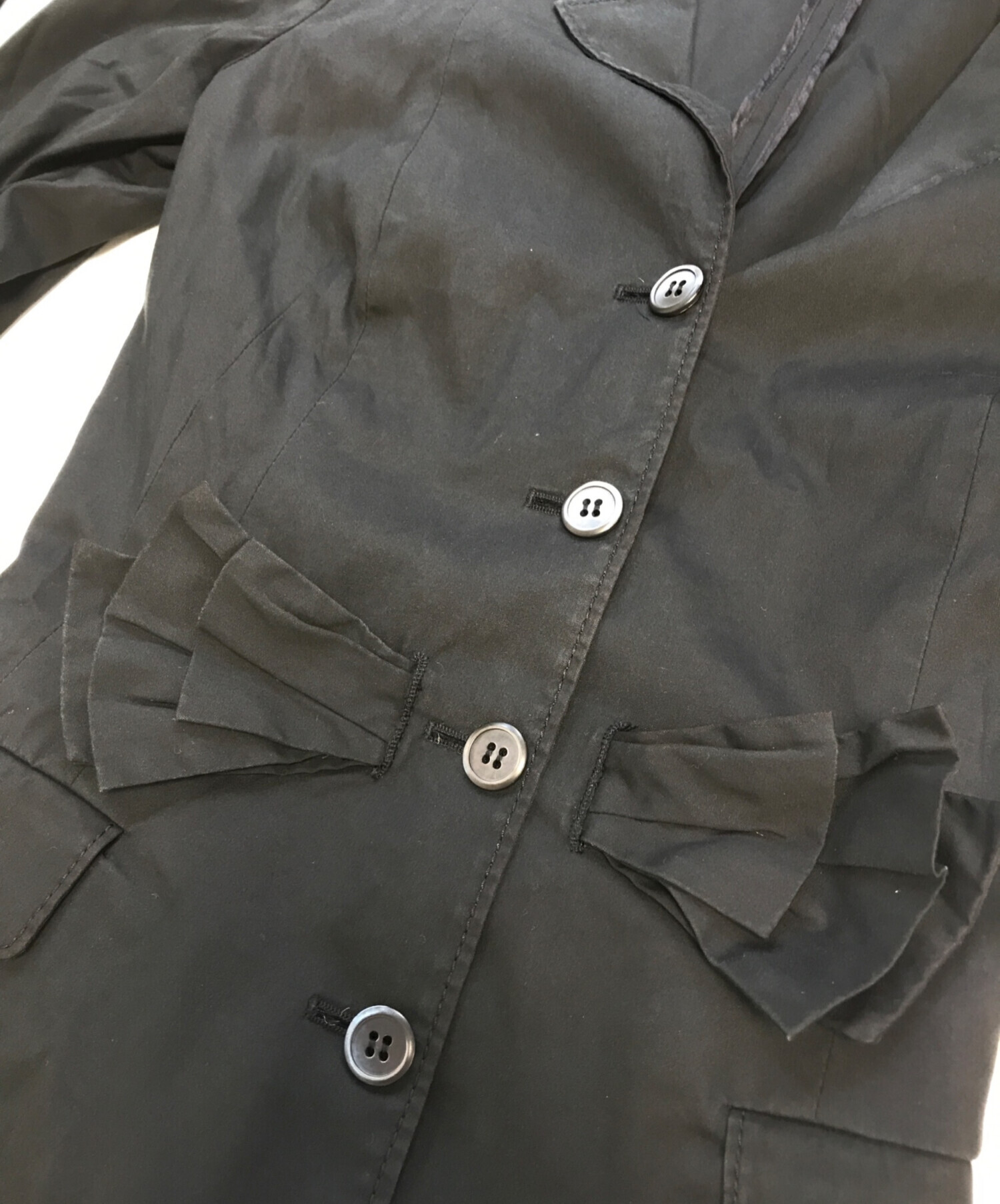 中古・古着通販】PRADA (プラダ) リボンデザイン4Bテーラード 中古・古着通販】PRADA (プラダ) リボンデザイン4Bテーラード