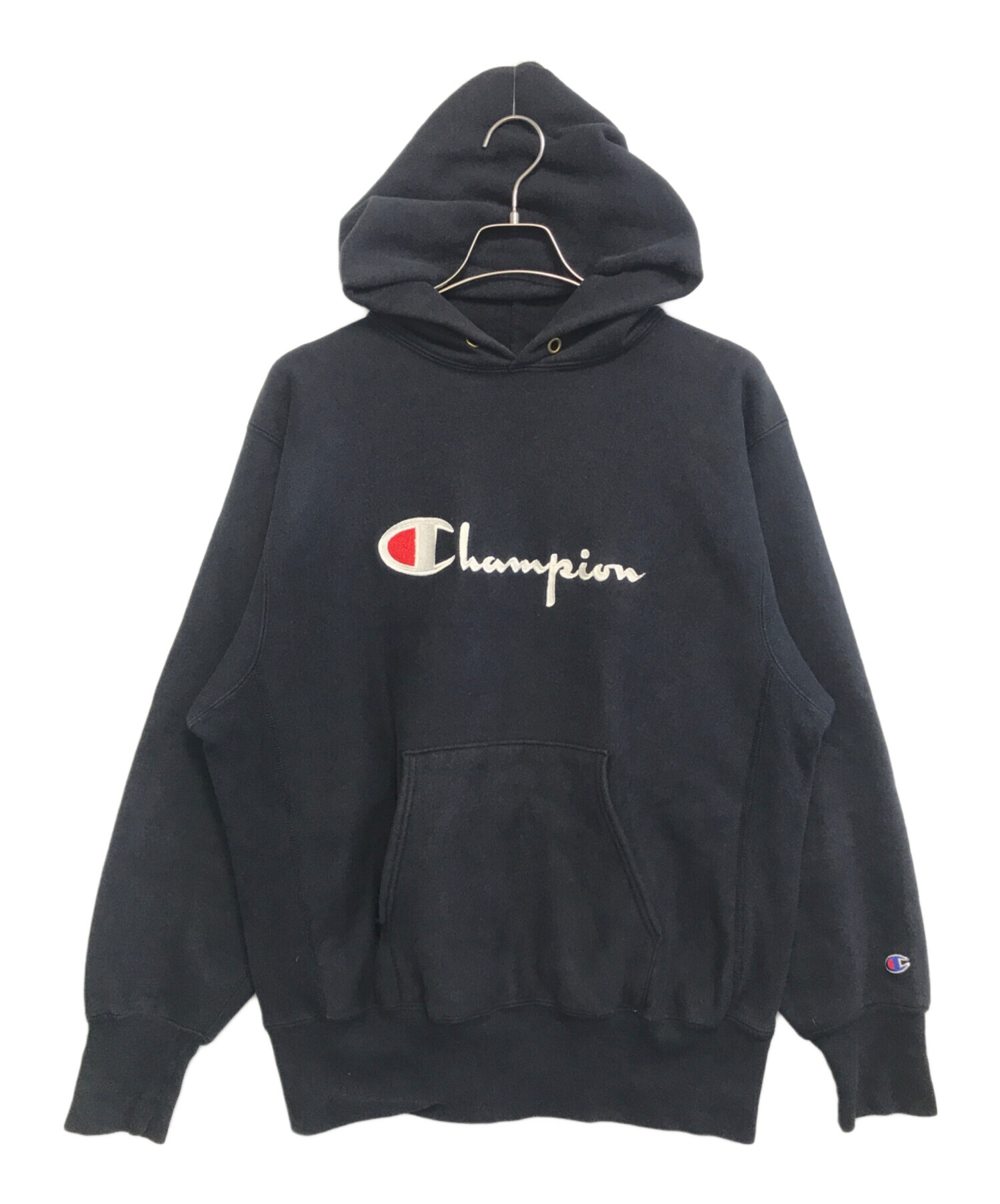 Champion パーカー 黒　若干の色落ち箇所あり　チャンピオン 中古・古着通販Champion (チャンピオン) リバースウィーブパーカー