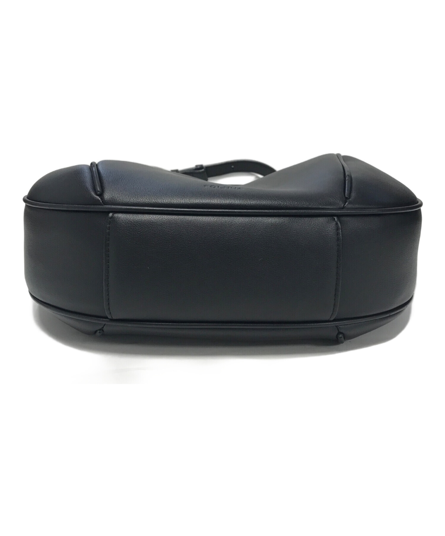 中古・古着通販】FOLNUA (フォルニュア) OVAL BAG PLAIN 中古・古着通販】FOLNUA (フォルニュア) OVAL BAG PLAIN