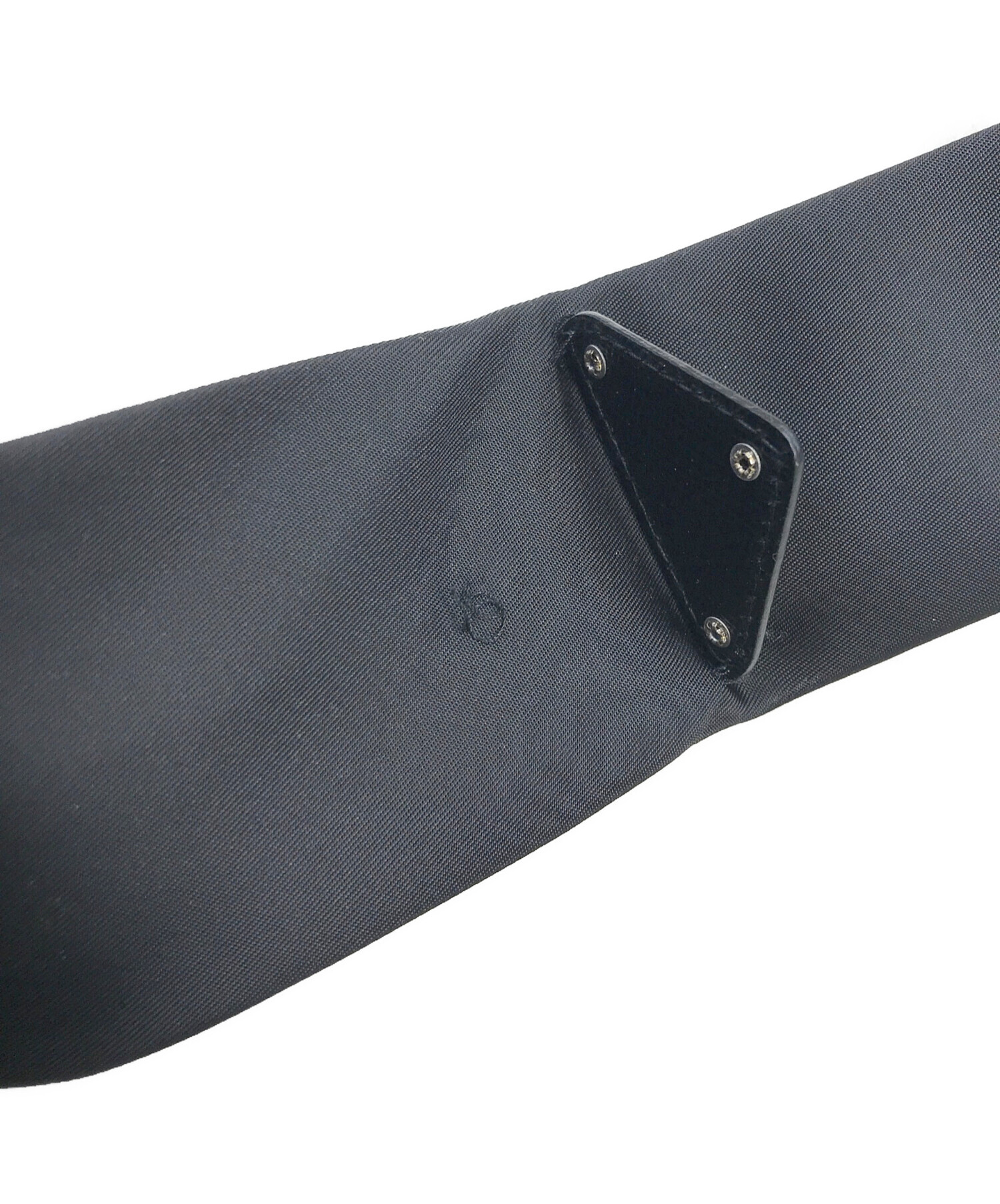 中古・古着通販】PRADA (プラダ) 三角ロゴプレートネクタイ サイズ