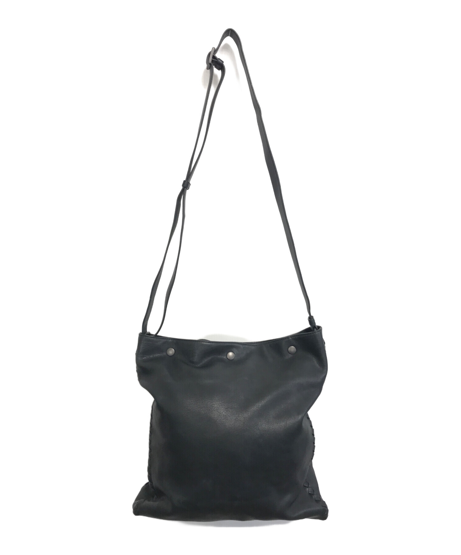 BOTTEGA VENETA ボッテガベネタ ショルダーバッグ  黒 【古着】【中古】【送料無料】 中古・古着通販】BOTTEGA VENETA (ボッテガベネタ) カセットショルダー