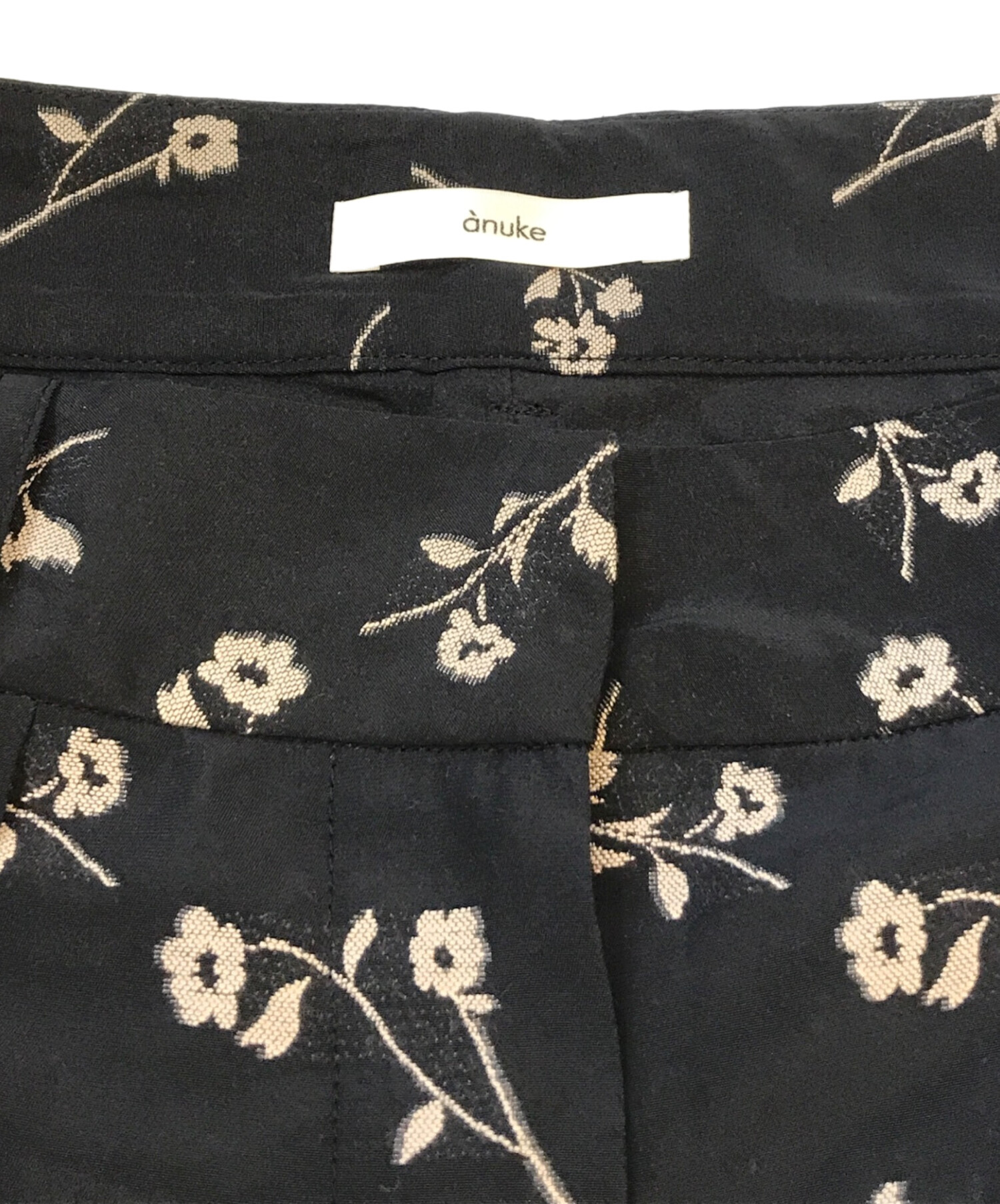 中古・古着通販】anuke (アンヌーク) anuke Flower Jacquard Pants