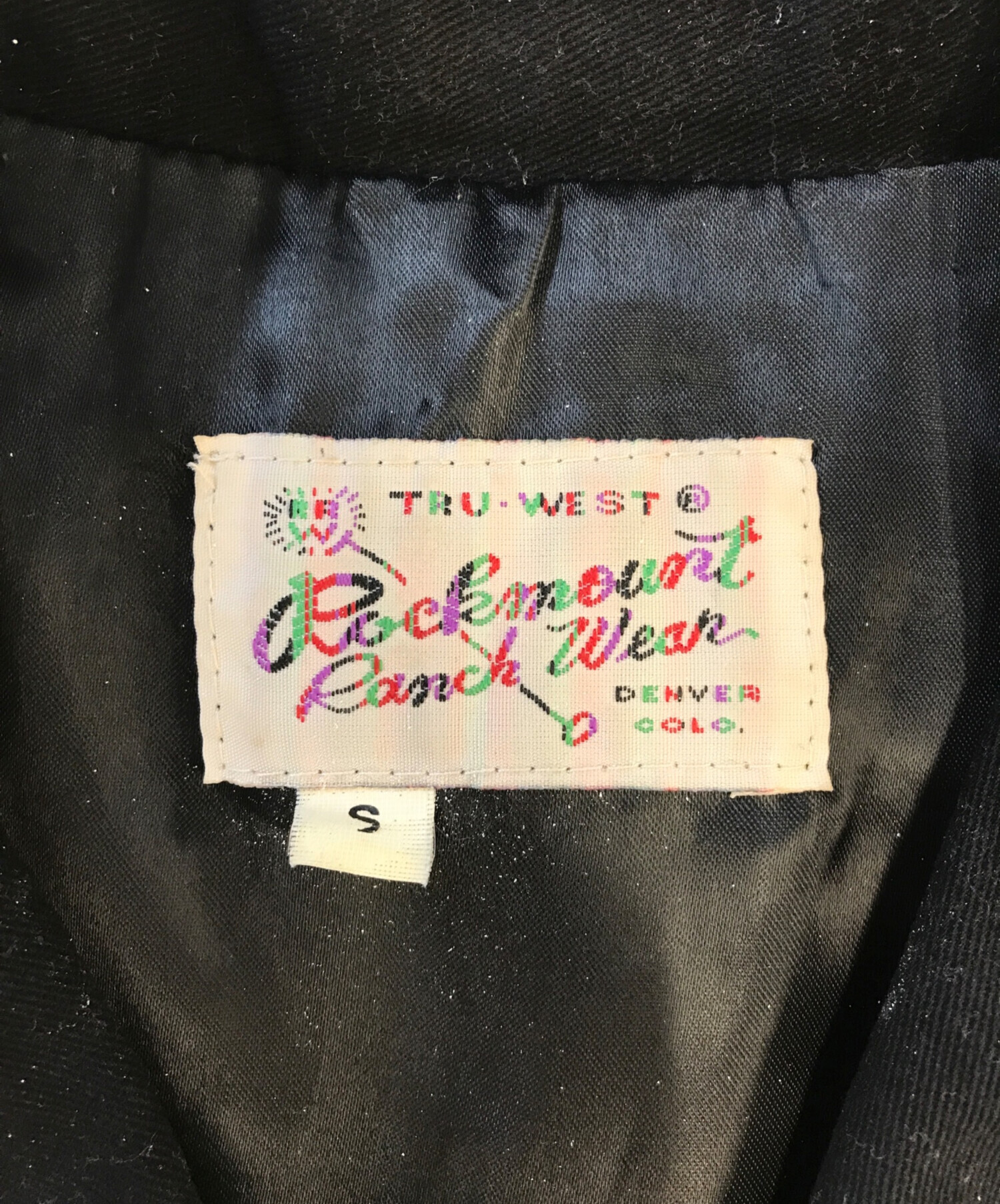 Rockmount Ranch Wear 刺繍ジャケット Mサイズ Rockmount Ranch Wear 刺繍ジャケット Mサイズ Rockmount Ranch Wear