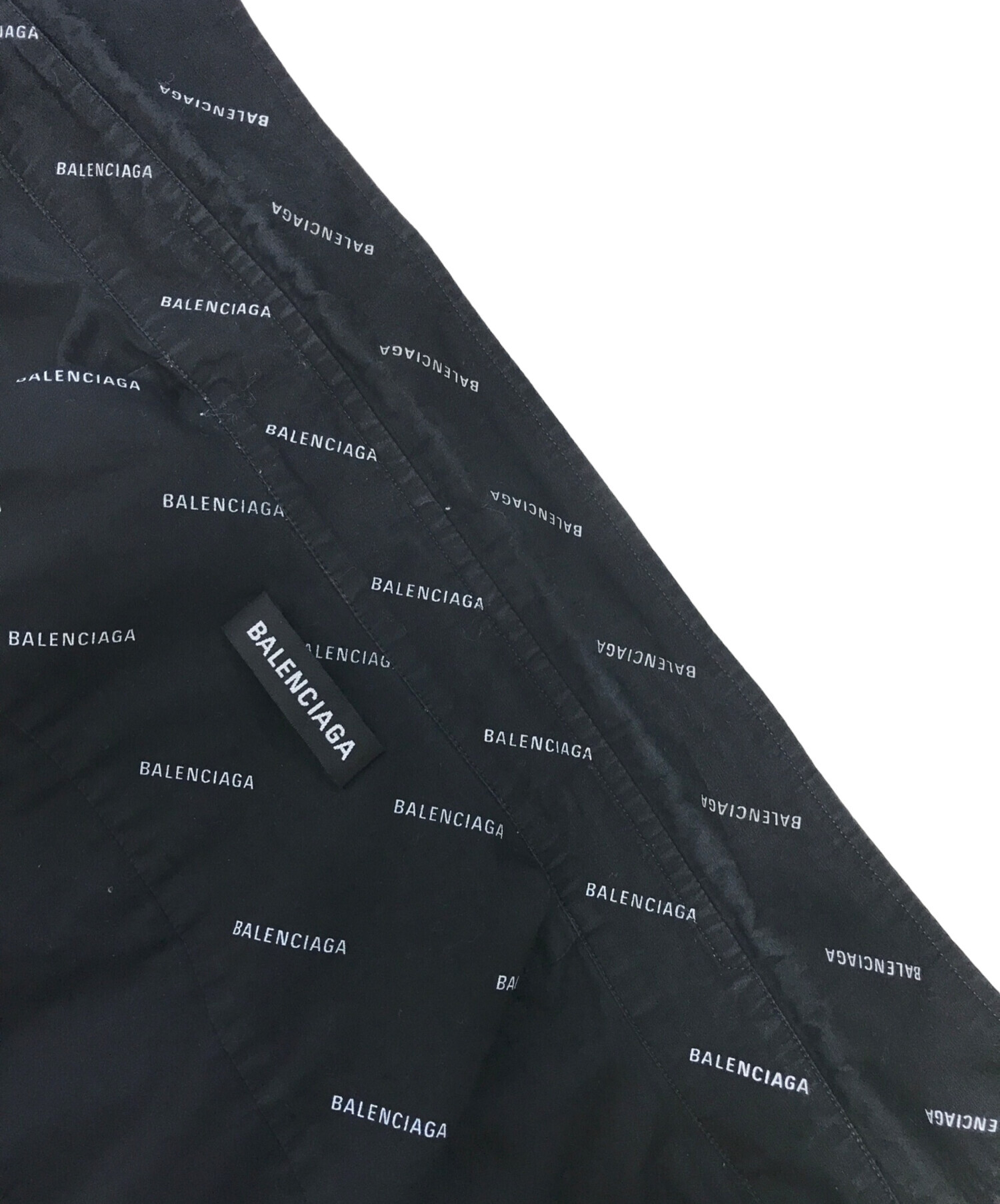 中古・古着通販】BALENCIAGA (バレンシアガ) オールオーバーロゴシャツ