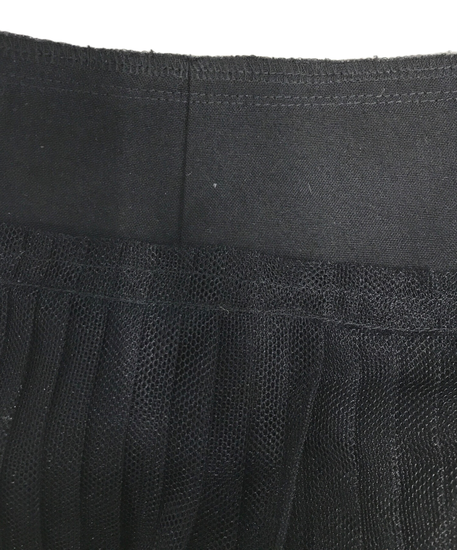 COMME des GARÇONS ブラックチュールスカート コムデギャルソンCOMME des GARCONS サテンテープ切替チュールギャザー