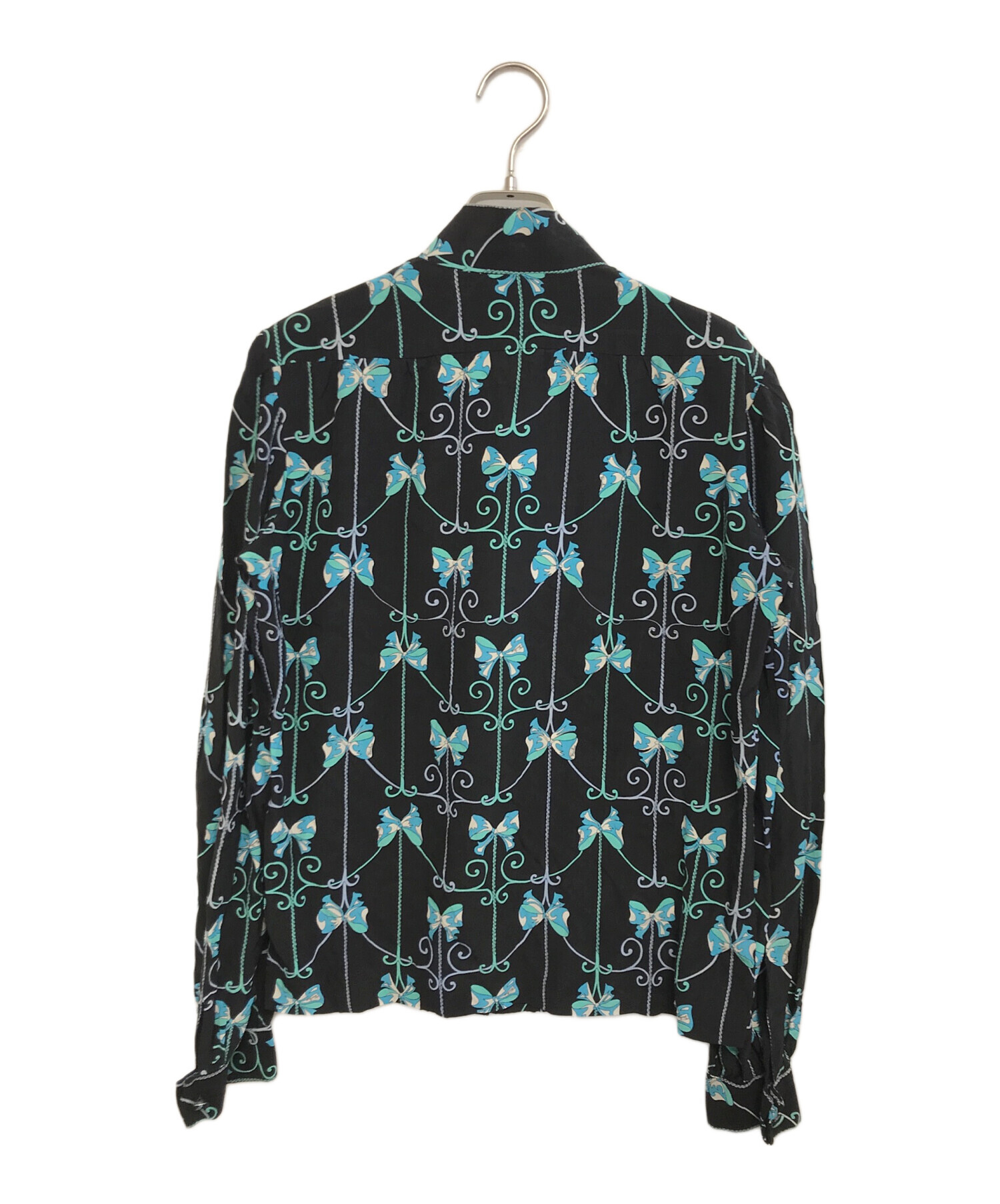 美品 エミリオプッチ シルク 総柄 異素材 半袖ブラウス S 中古・古着通販】Emilio Pucci (エミリオ プッチ) シルクボウタイ
